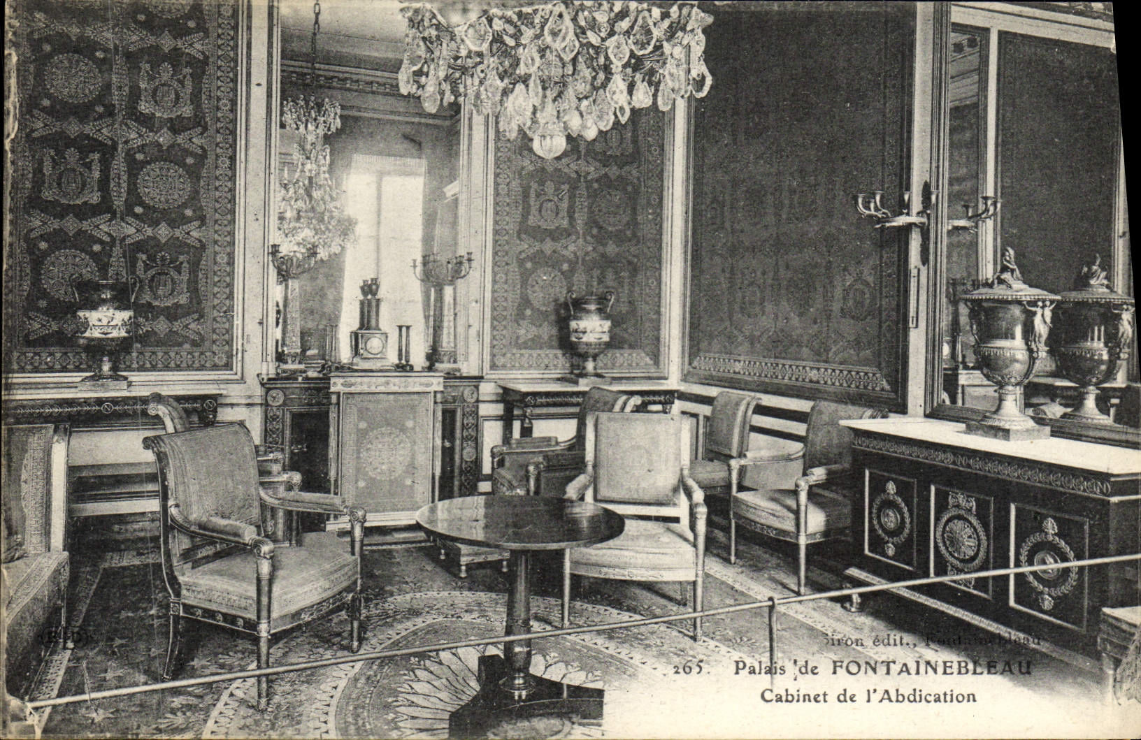 CPA Palais De Fontainebleau Cabinet de l'Abdication