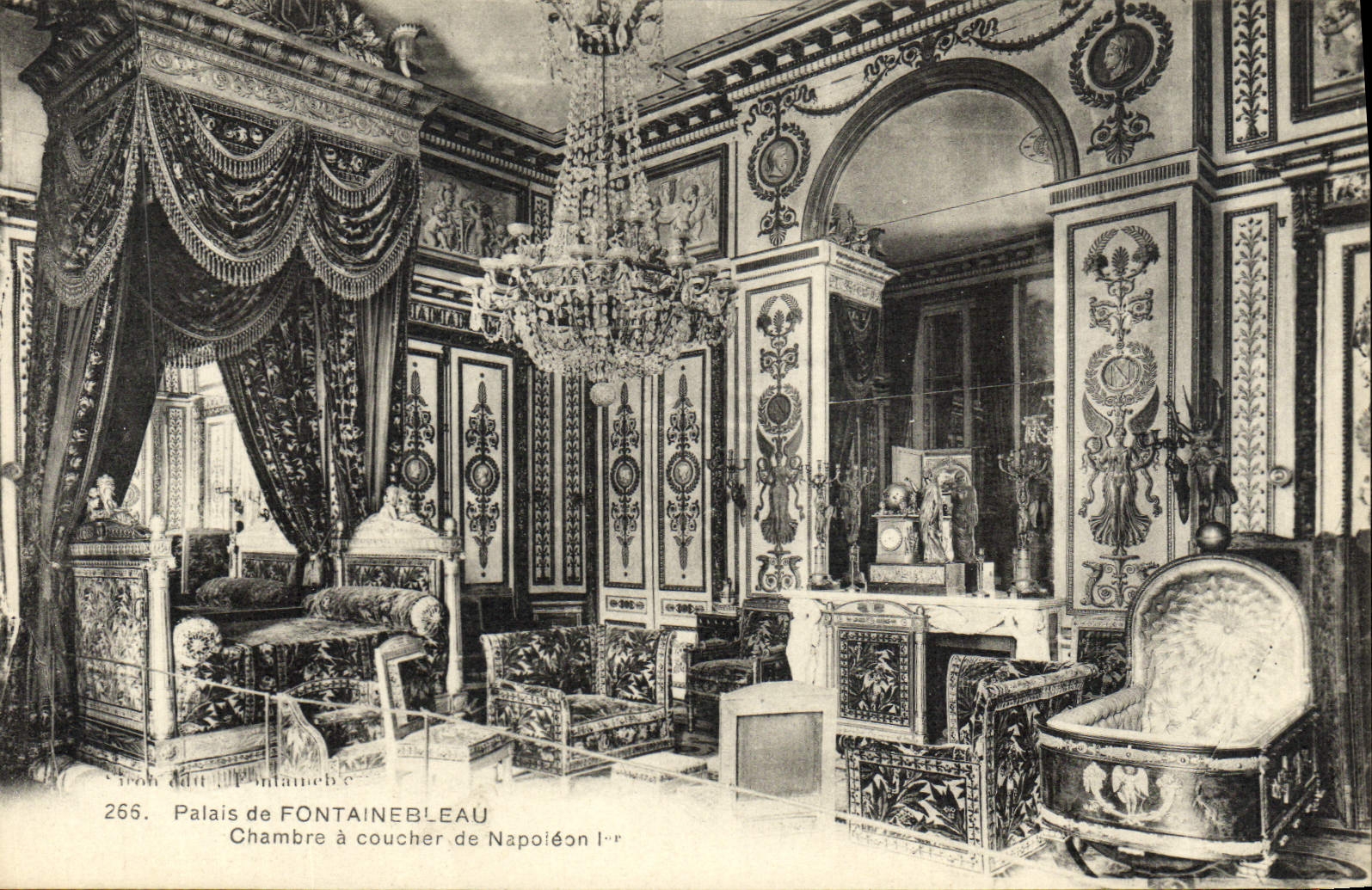 CPA Palais De Fontainebleau Chambre A Coucher De Napoleon 1er
