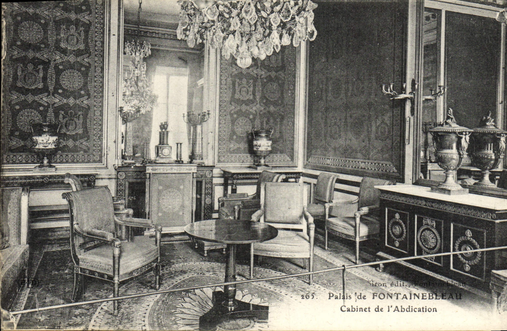 CPA Palais De Fontainebleau Cabinet De l'abdication