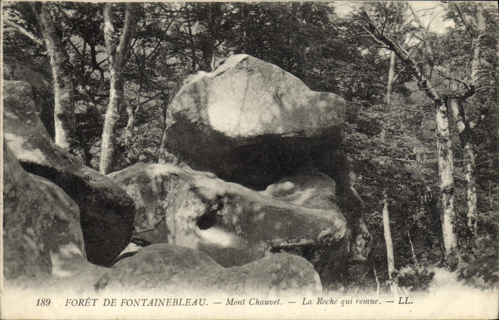 VINTAGE POSTCARD Drill De Fontainebleau Chauvet Mount the Rock Which Stirs up