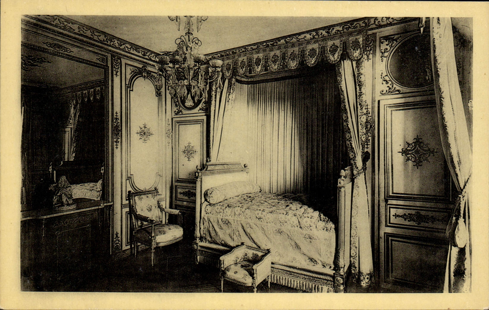 CPA Chateau De Fontainebleau Chambre De Maintenon