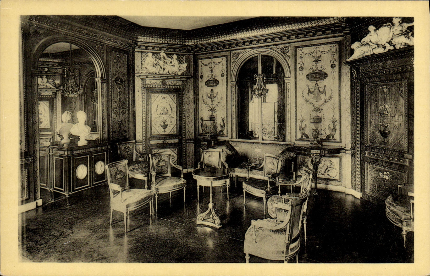 CPA Chateau De Fontainebleau Le Boudoir De Marie Antoinette