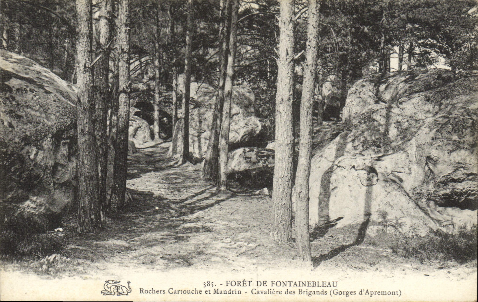 VINTAGE POSTCARD Drill De Fontainebleau Rocks Cartouche And Cavaliere Chuck Of the Brigands Falls of Apremont