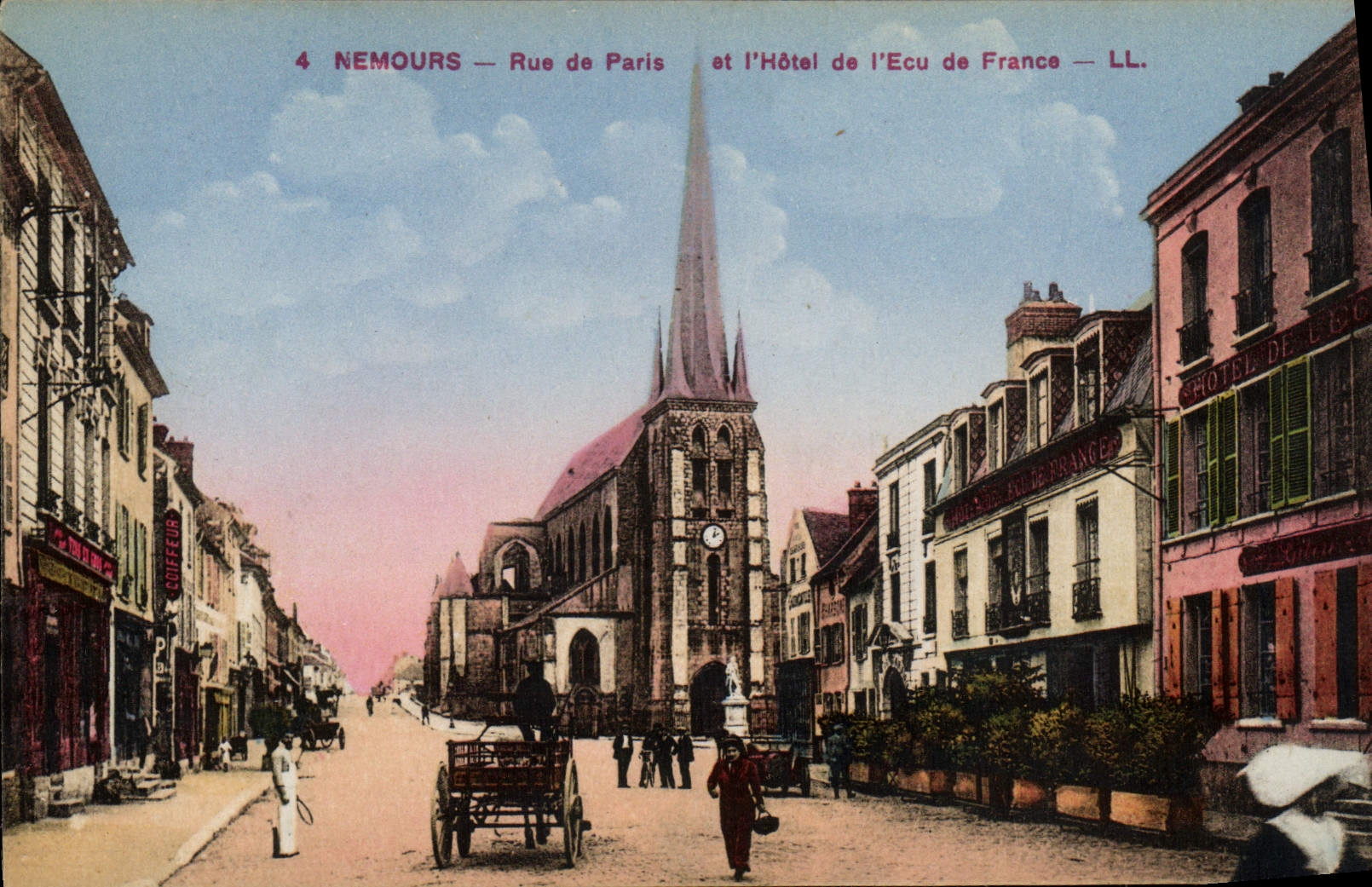 VINTAGE POSTCARD Nemours Street Of Paris and the Hotel Of the Water Of France