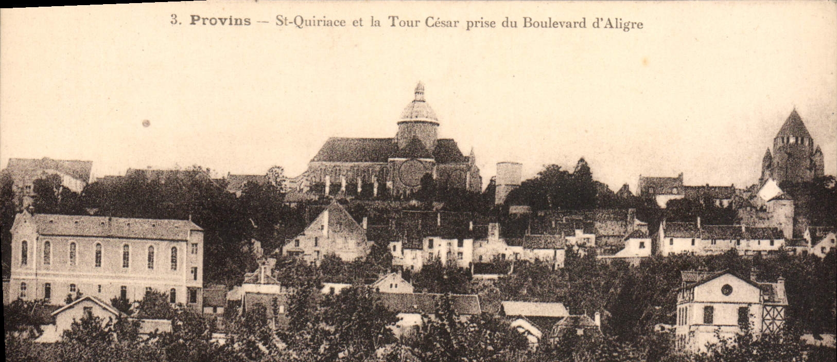 La POSTAL de la VENDIMIA acodó St Quiriace y la torre de las ramas de Cesar tomada del bulevar de Aligre