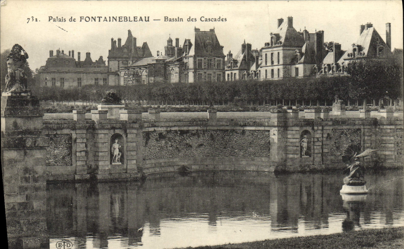 CPA Palais De Fontainebleau Bassin Des Cascades