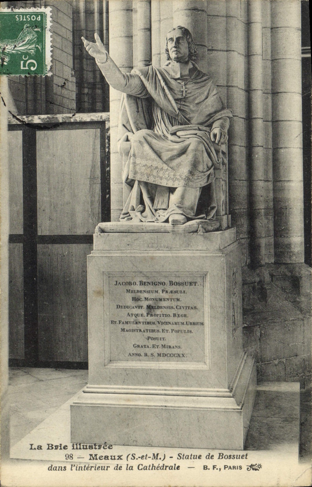 CPA Meaux Statue De Boissuet Dans l'Interieur De La Cathedrale