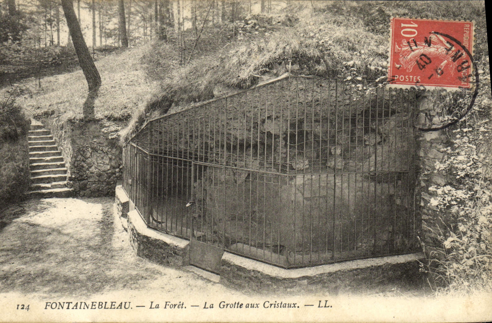 CPA Fontainebleau La Foret La Grotte aux Cristaux