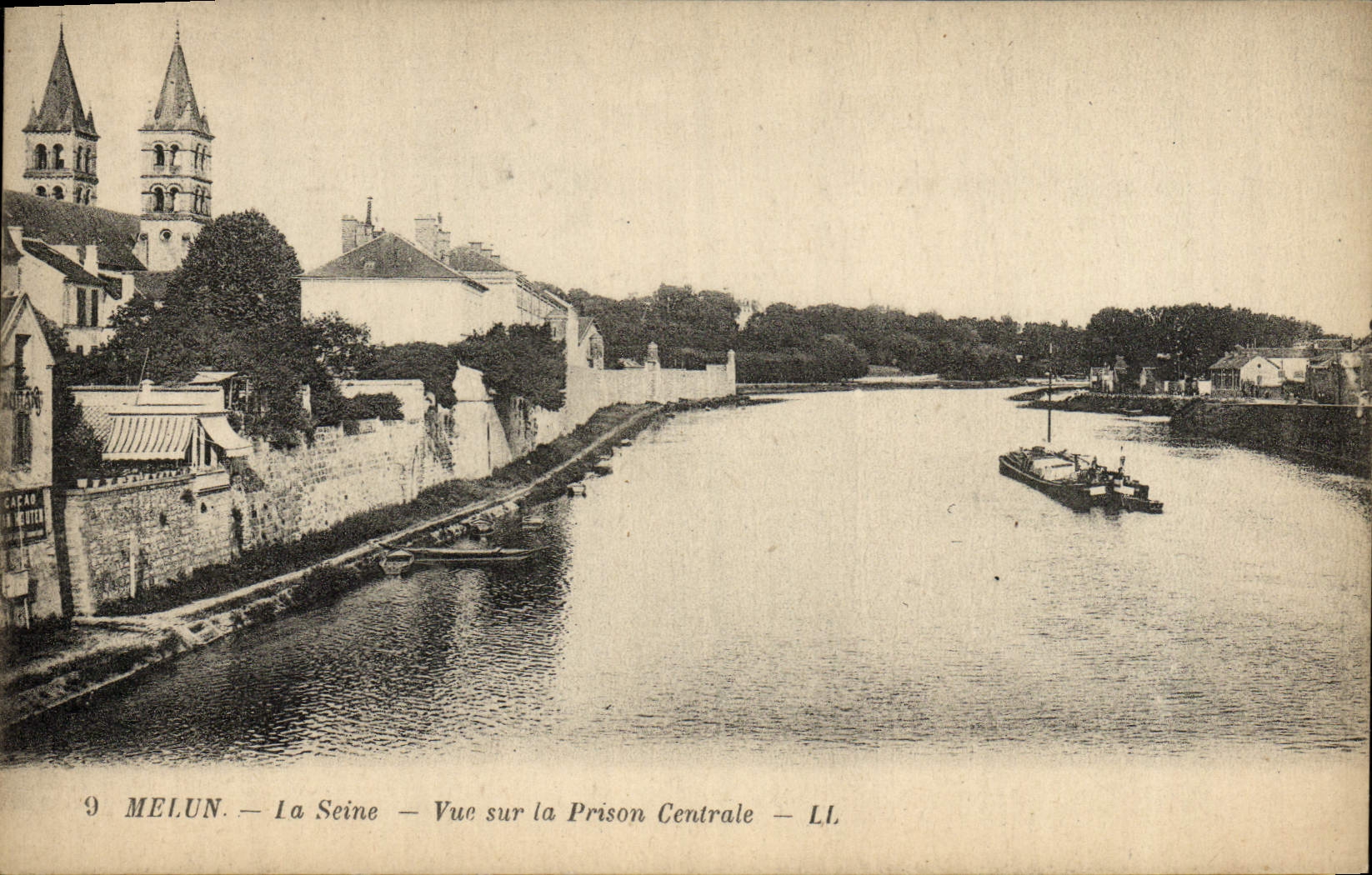 VINTAGE POSTCARD Melun the Seine Seen On the Central Prison