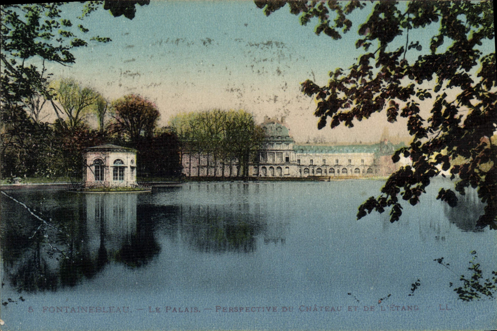 CPA Palais de Fontainebleau Perspective du chateau et de l'etang