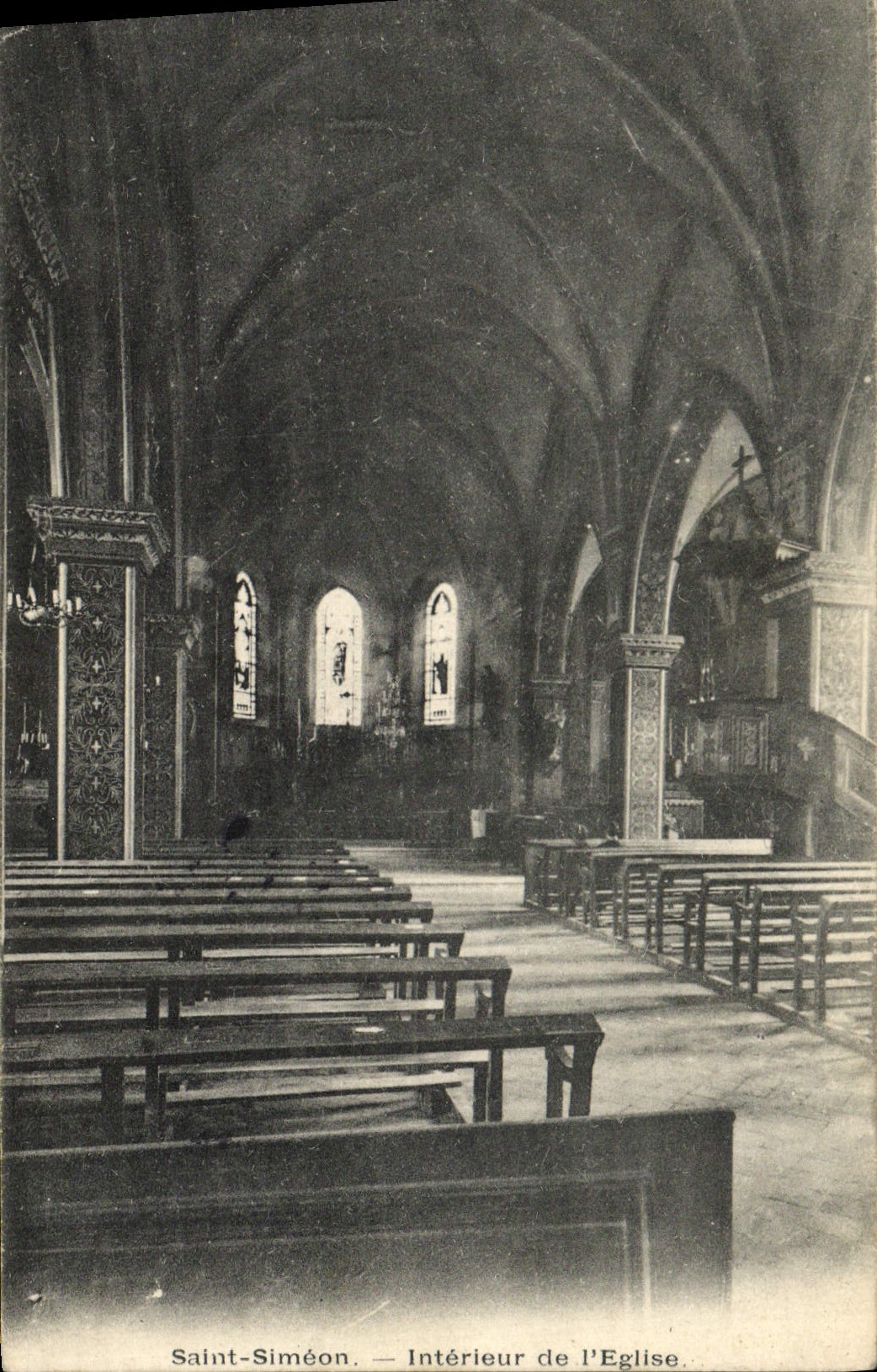 VINTAGE POSTCARD Holy Interior Simeon of the Church