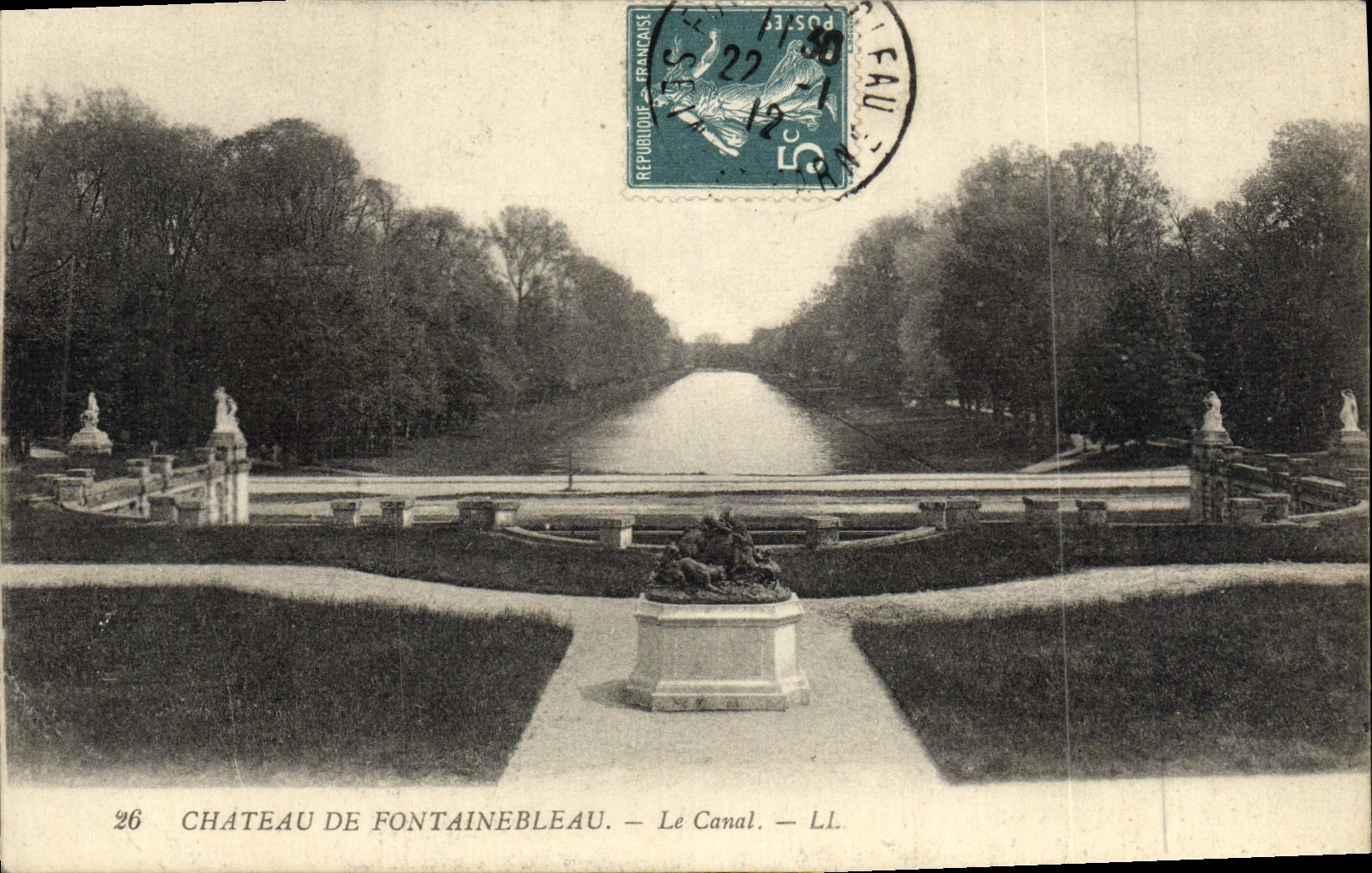 CPA Chateau De Fontainebleau Le Canal