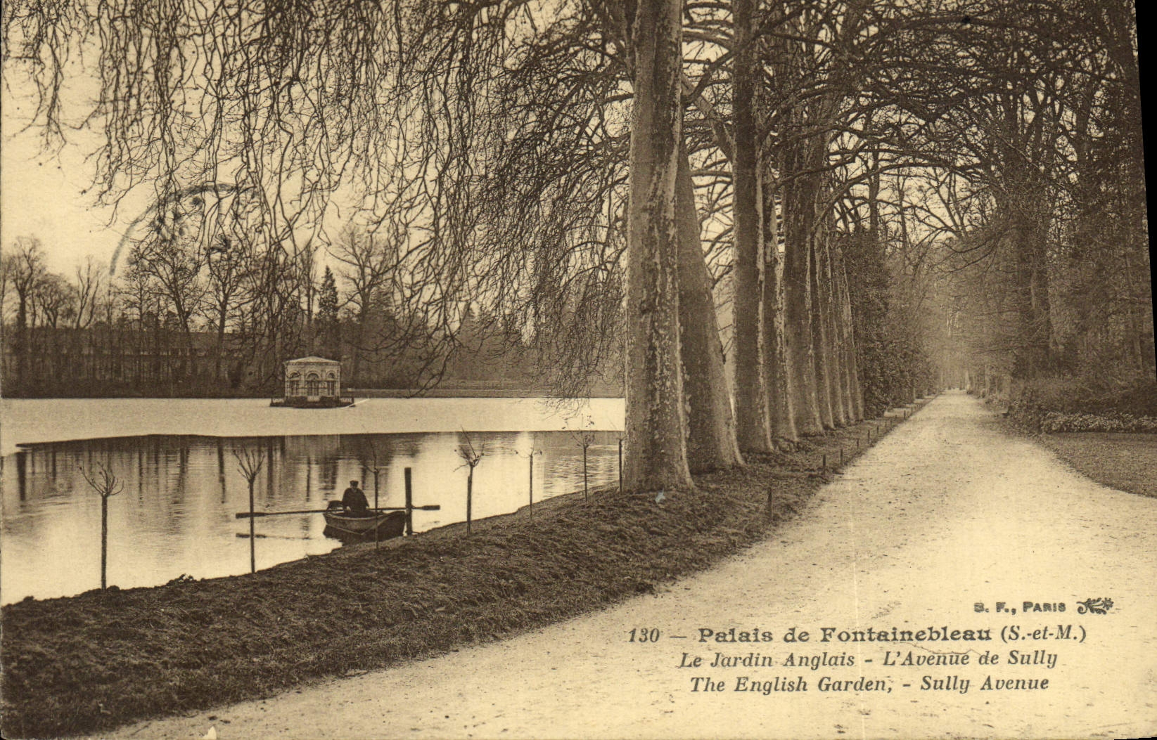 CPA Palais De Fontainebleau Le Jardin Anglais L'Avenue De Sully