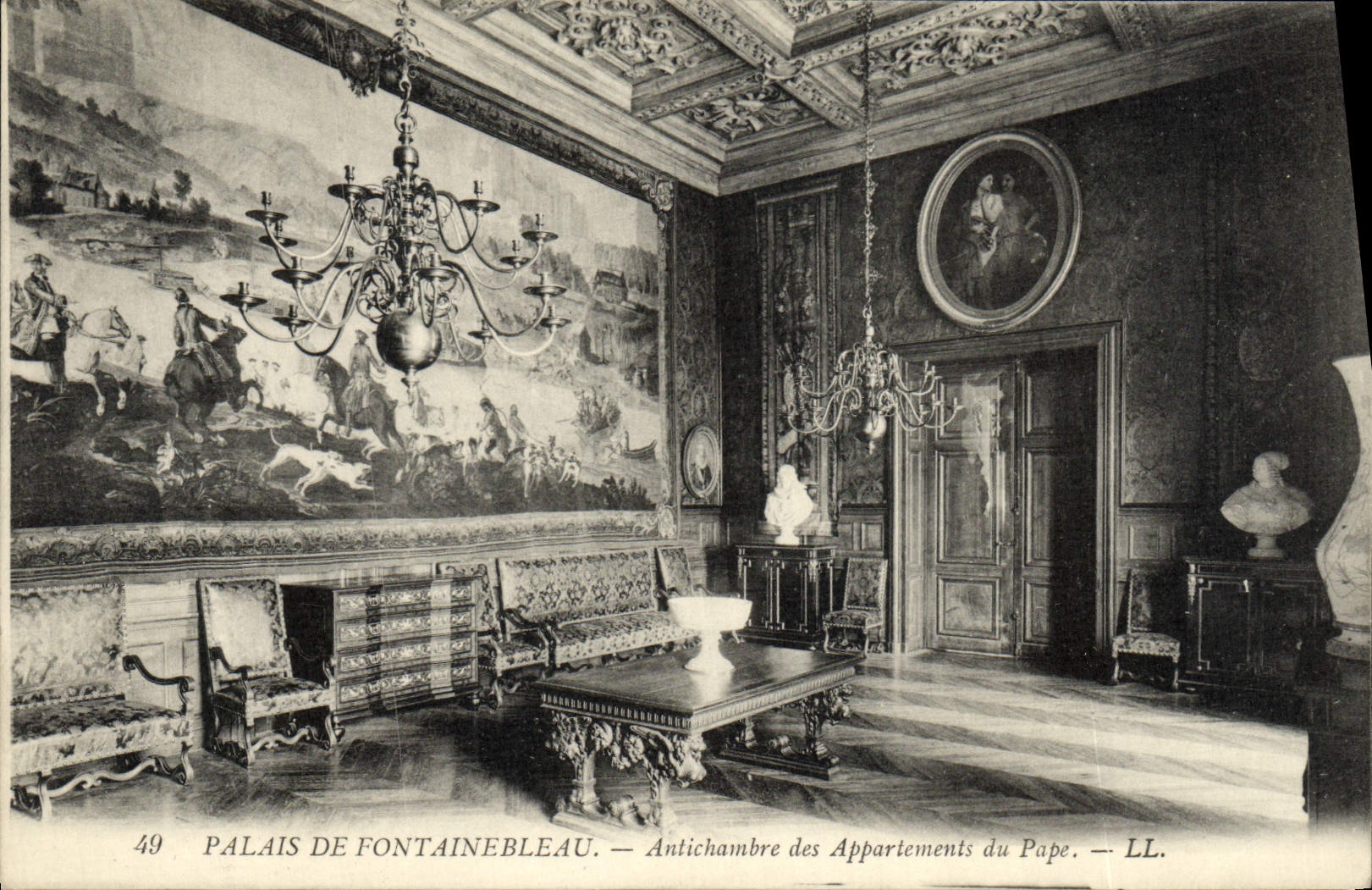 VINTAGE POSTCARD Palate De Fontainebleau Anteroom Of Apparlements Of the Pope
