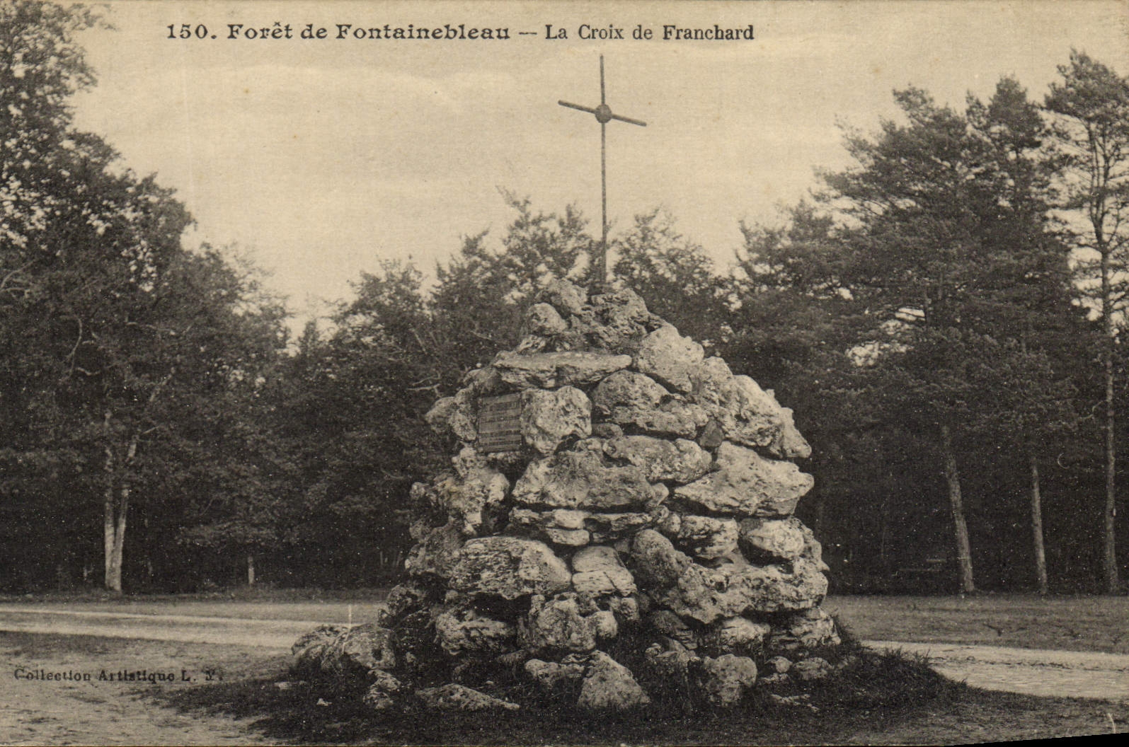 CPA Foret De Fontainebleau La Croix De Franchard