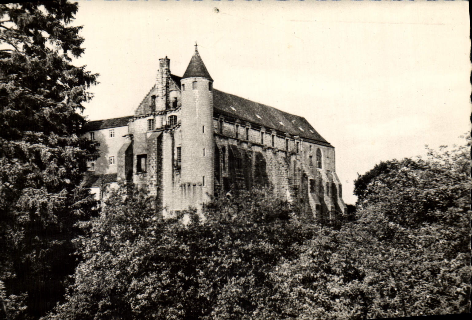 MODERN CARD Landon Castle the Old Abbey Of Severin Saint