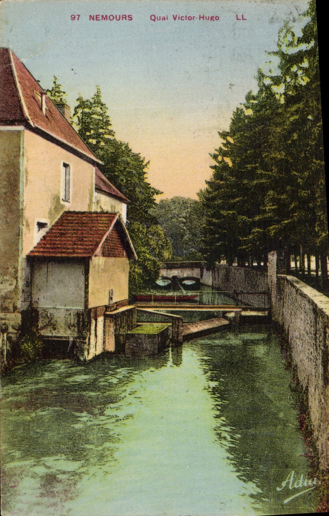 VINTAGE POSTCARD Nemours Quay Victor Hugo