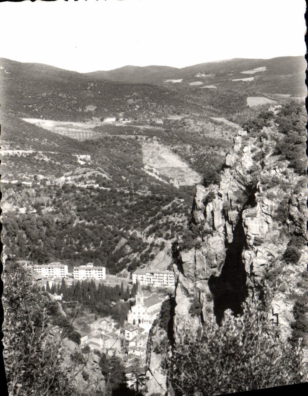 MODERN CARD Amelie les Bains View from above on the City