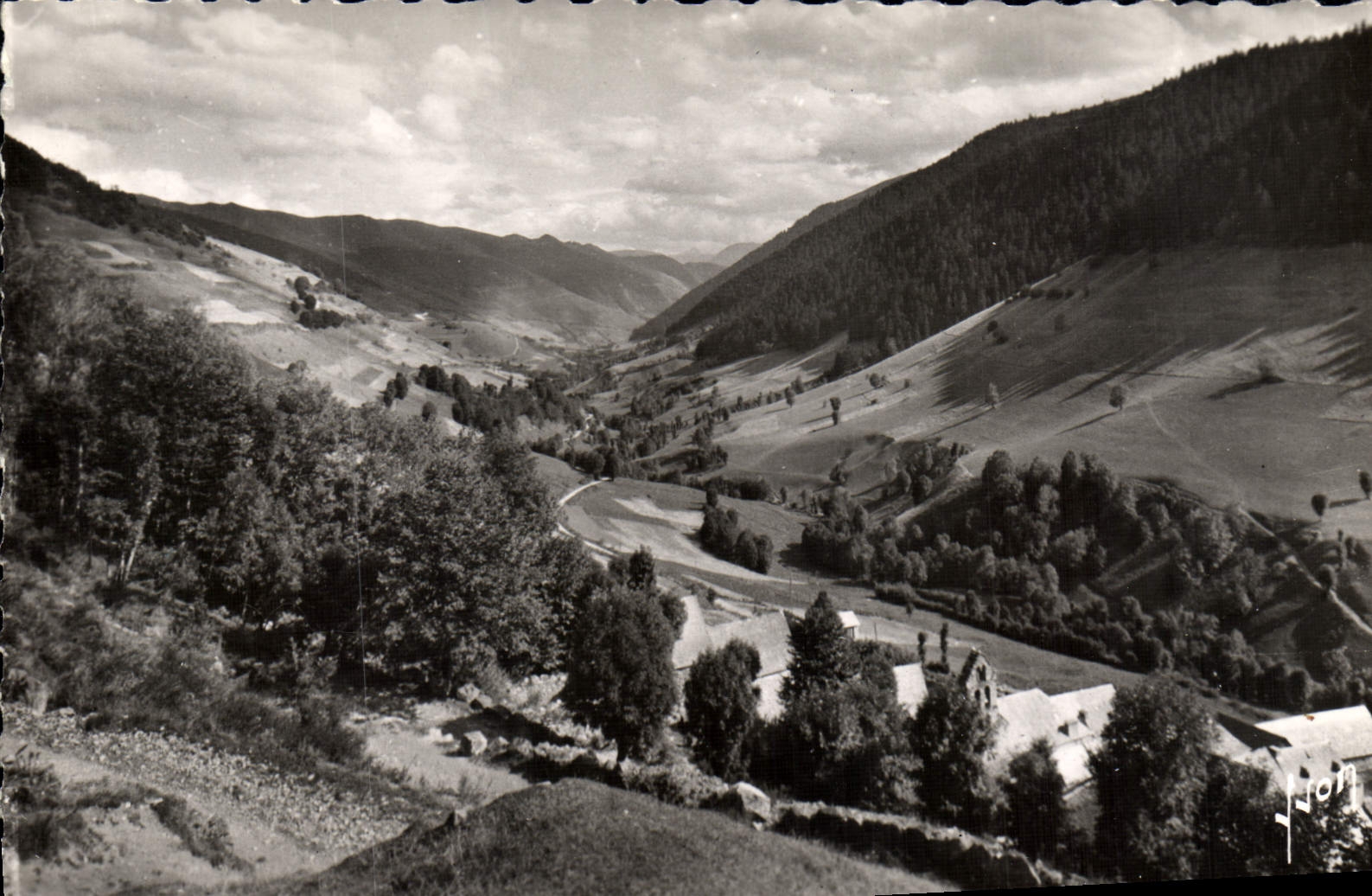 MODERN CARD Surroundings of Luchon Valley of Oueil