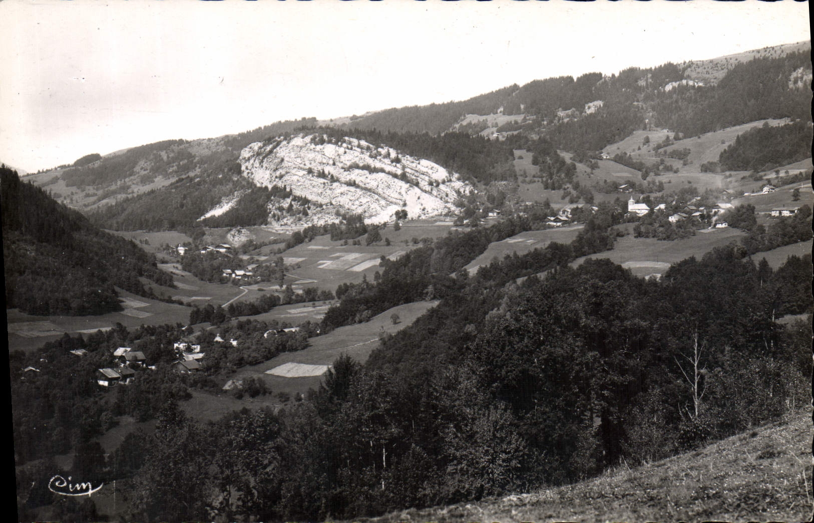 POSTAL MODERNA Frasse las aldeas Ballancy Treydon