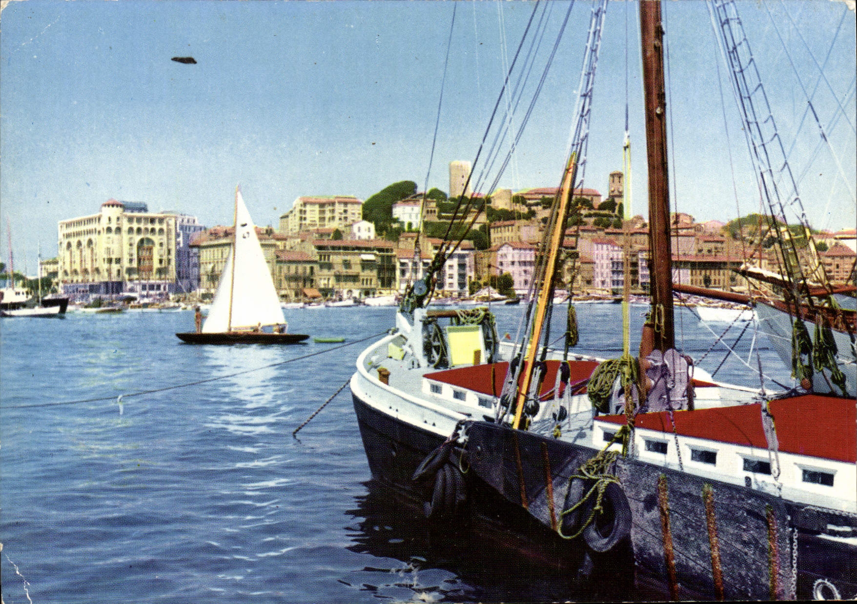 MODERN CARD Cannes Seen on Suquet and the Quay Saint Pierre Boats