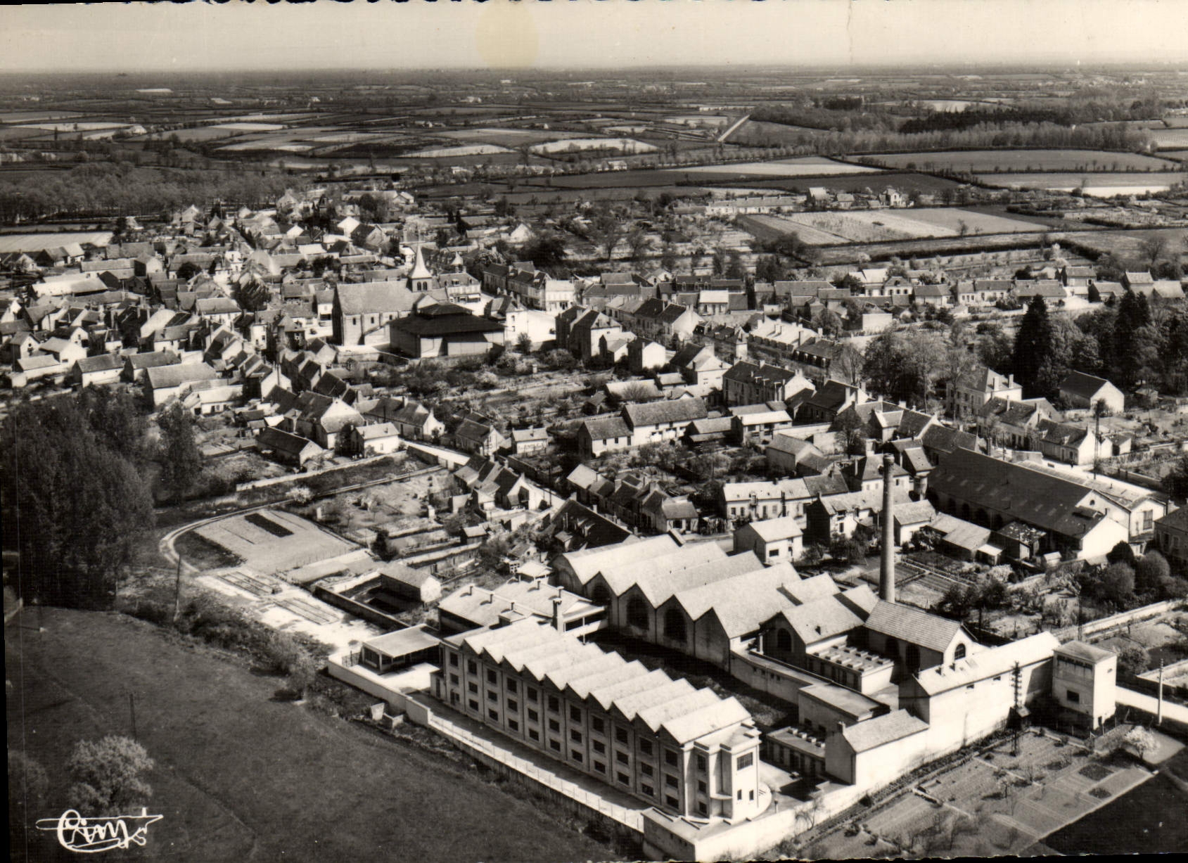CPM Lurcy Levy A Vue generale aerienne 
