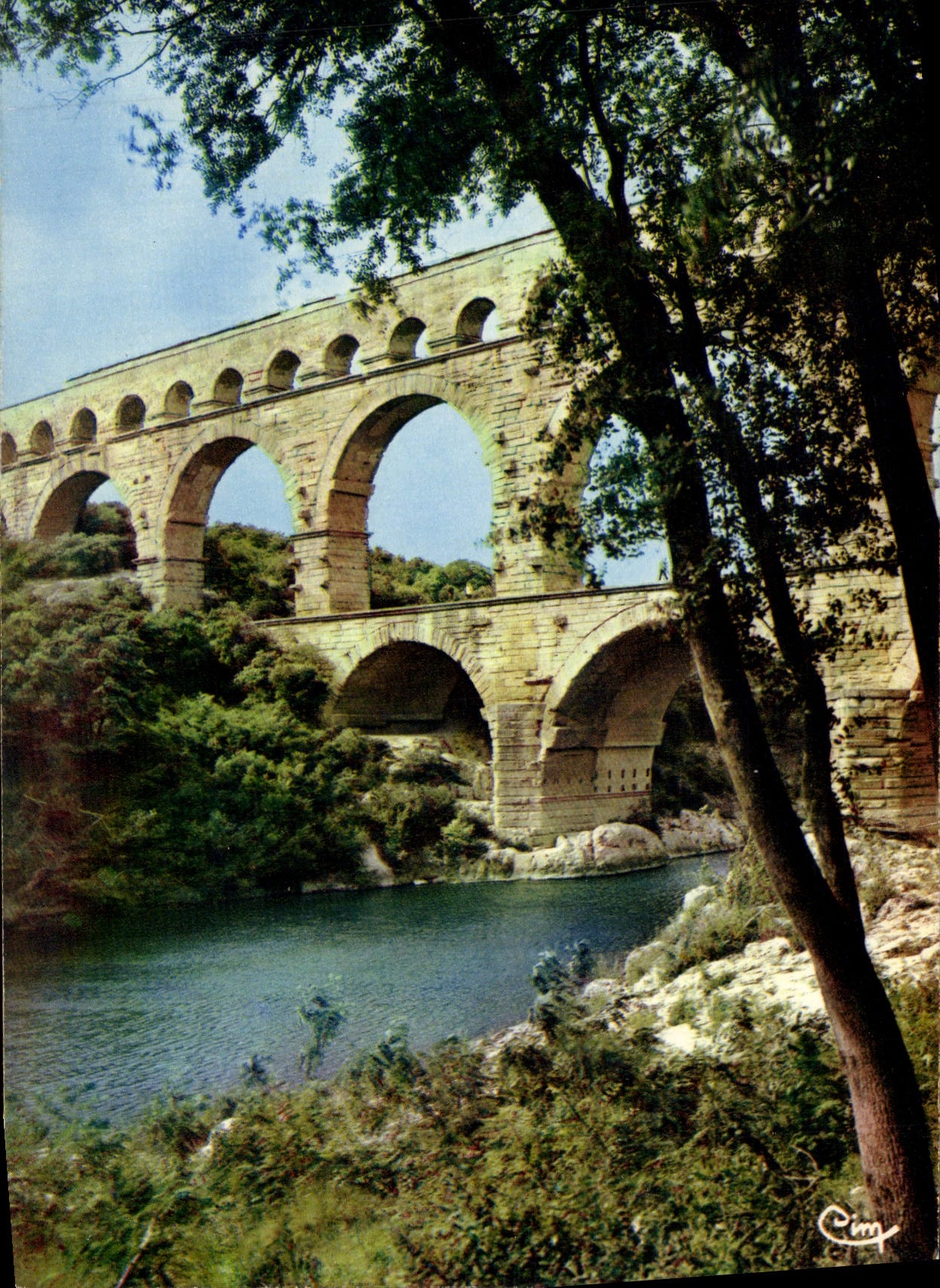 MODERN CARD the Bridge Of Gard