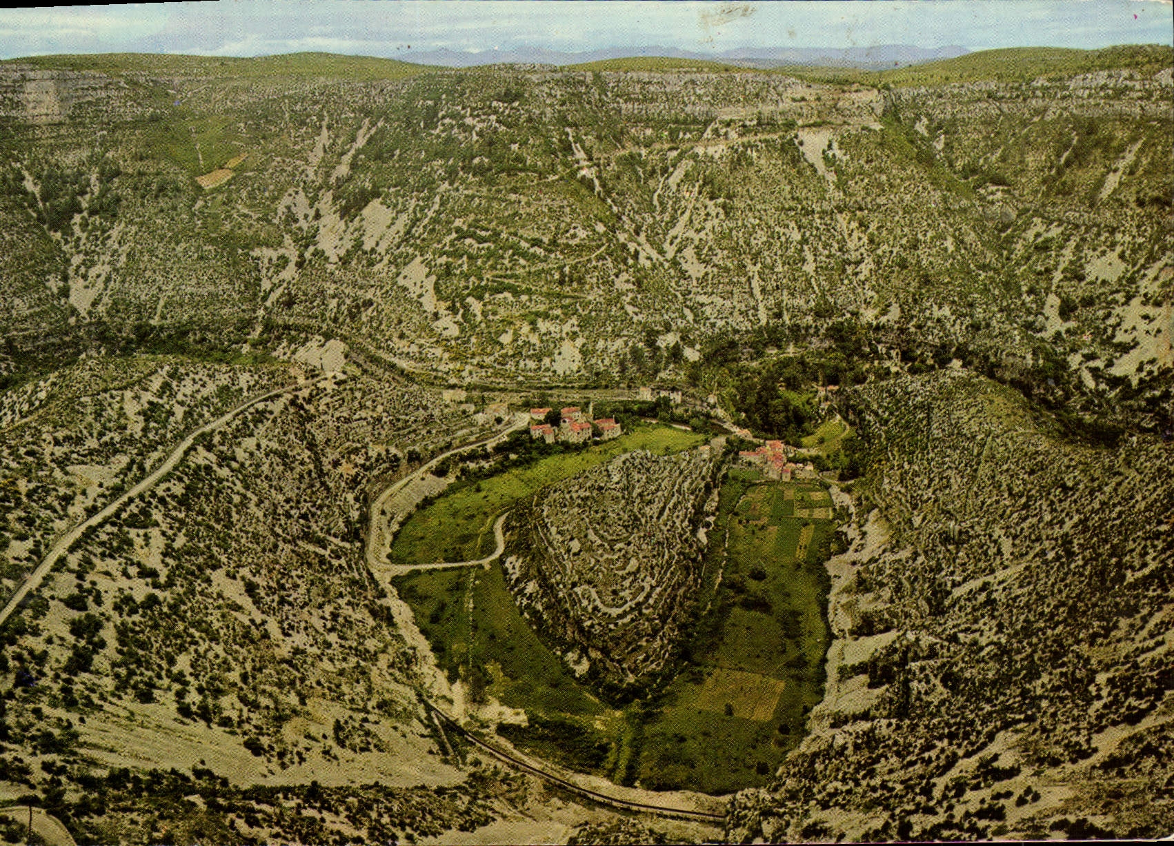 CPM Le Haut Languedoc Le Cirque De Navacelles Par Saint Maurice De Navacelles 
