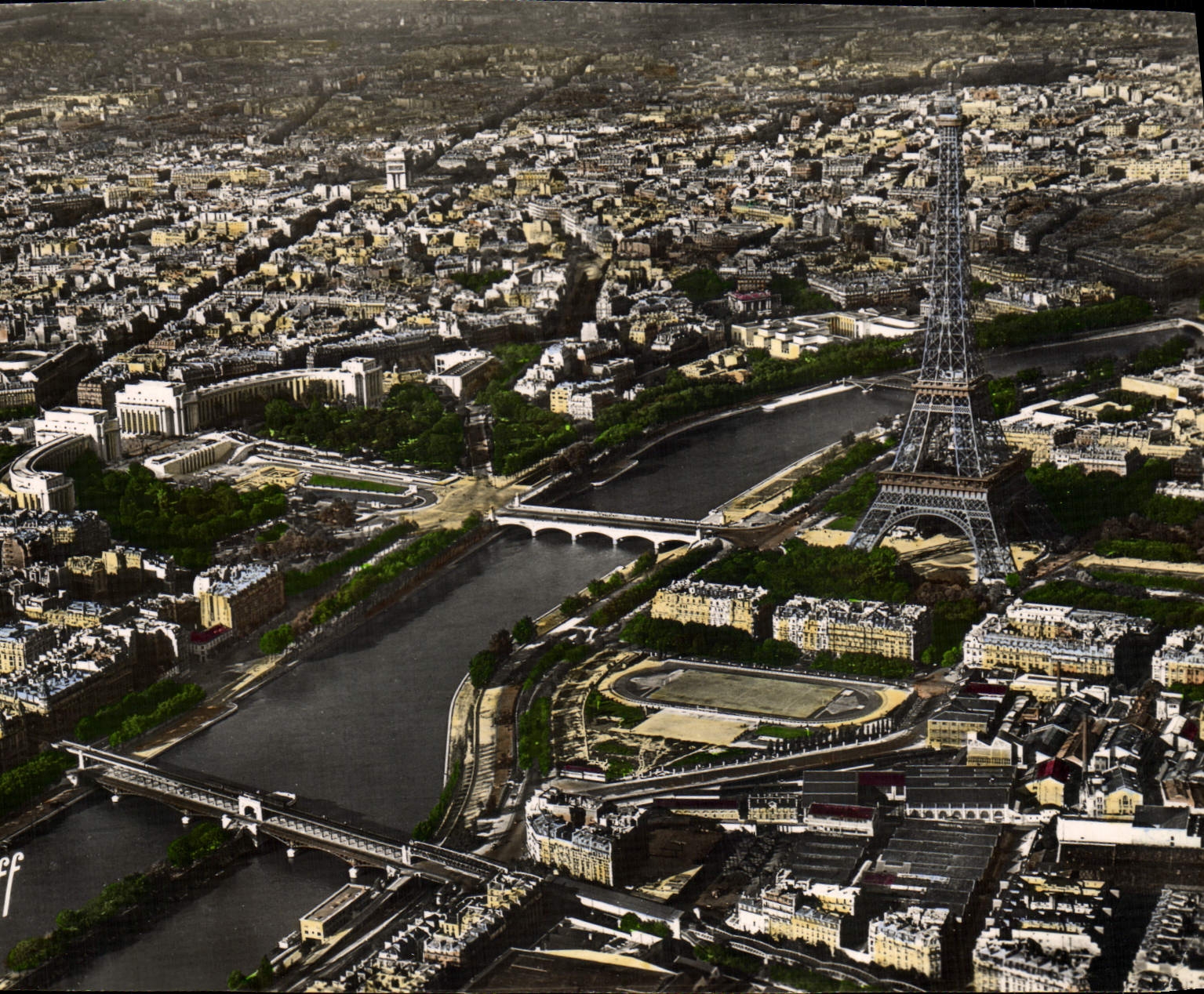 CPM Paris Tour Eiffel