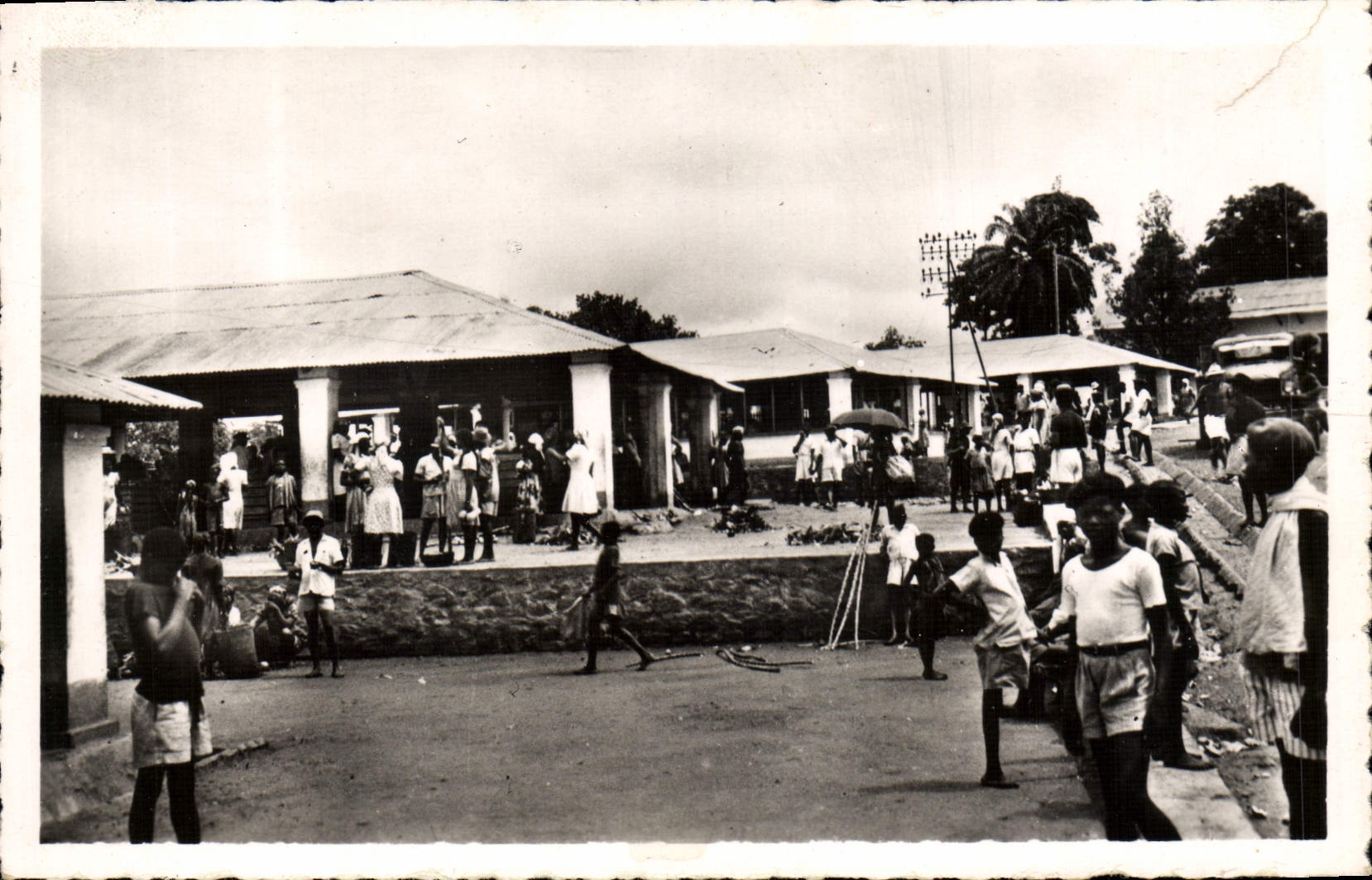MODERN CARD Yaounde a Corner Of the Market