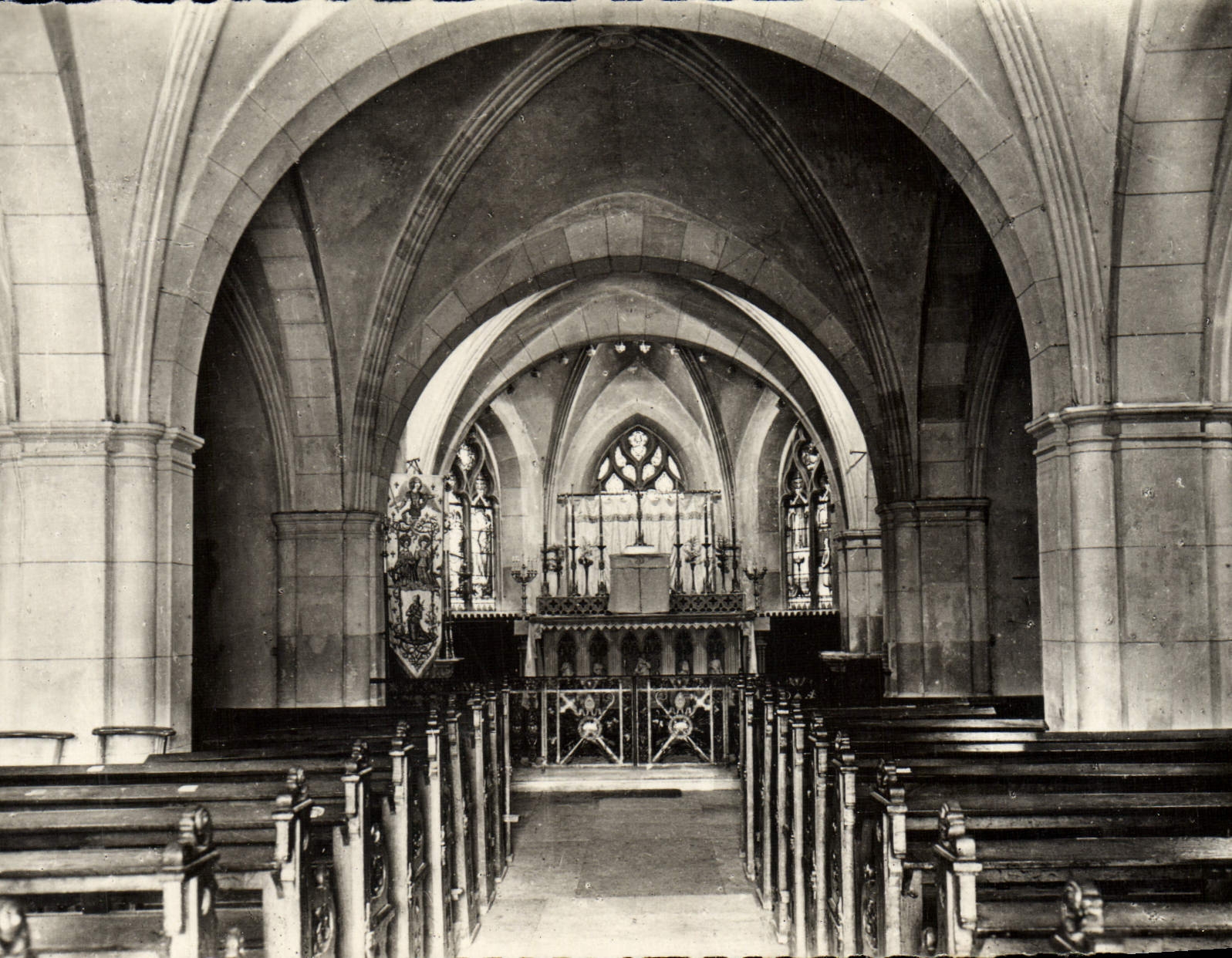 CPM Domremy La Pucelle Interieur De l'Eglise