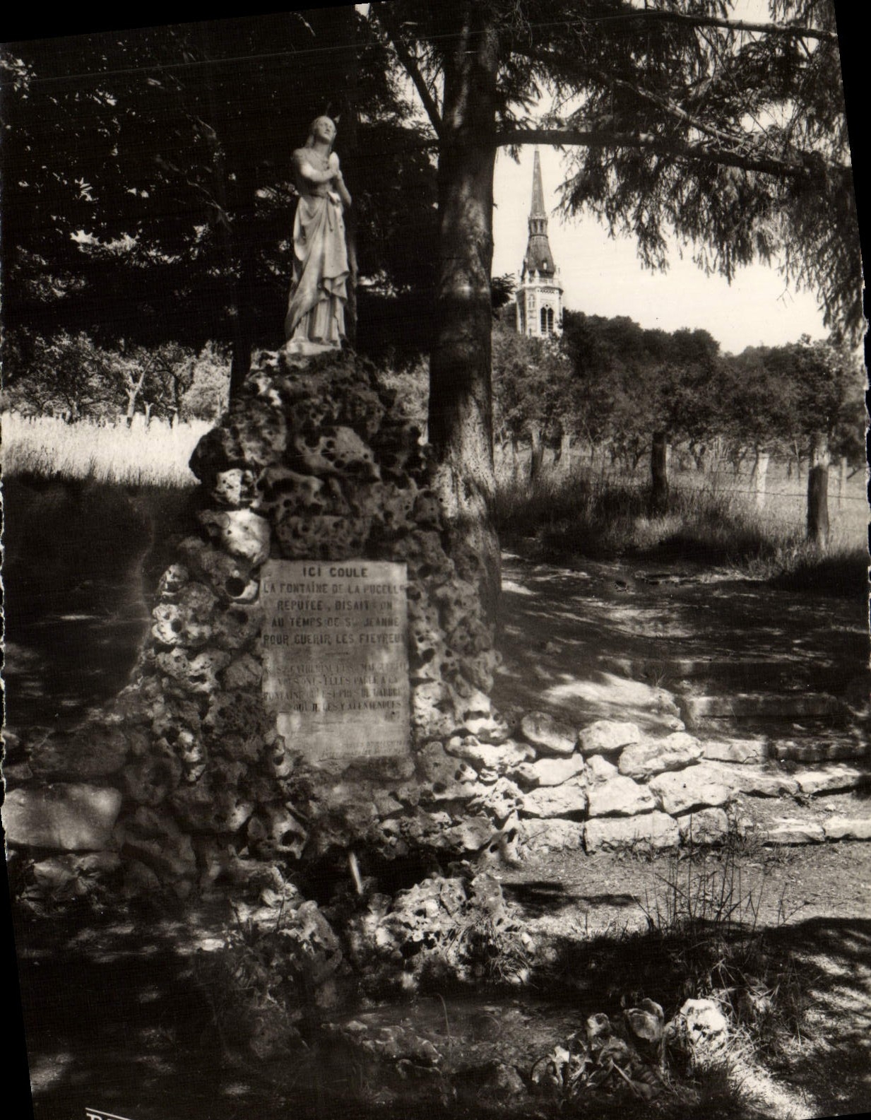 MODERN CARD Basilica Of co. Jeanne D' Arc Fountain Of the Virgin