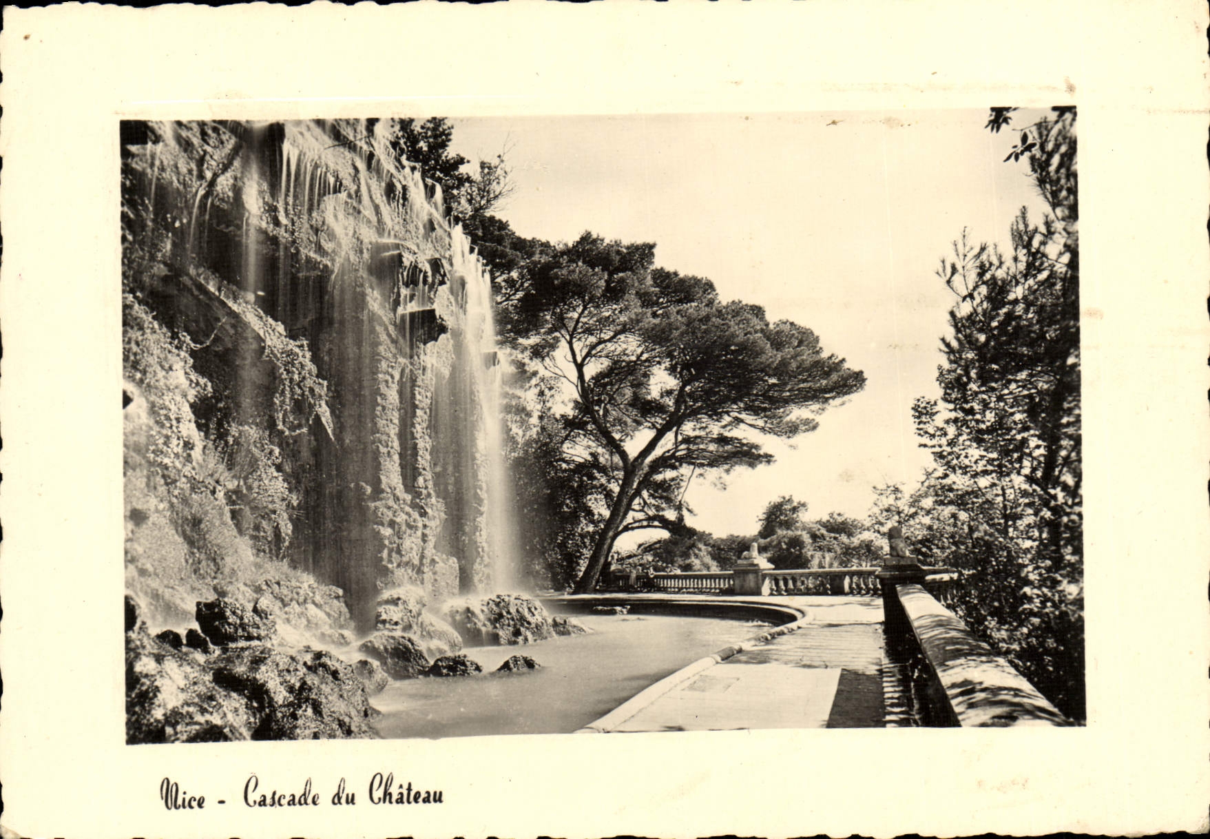 CPM Nice Cascade Du Chateau