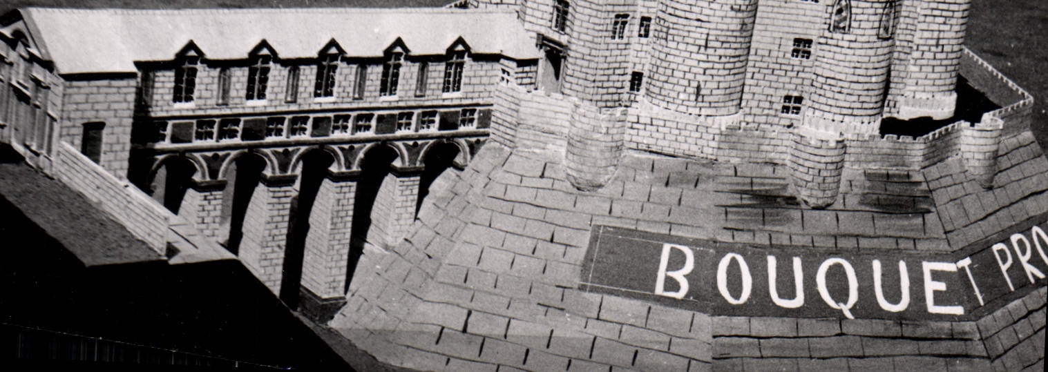 POSTAL MODERNA modelo del castillo del ramo