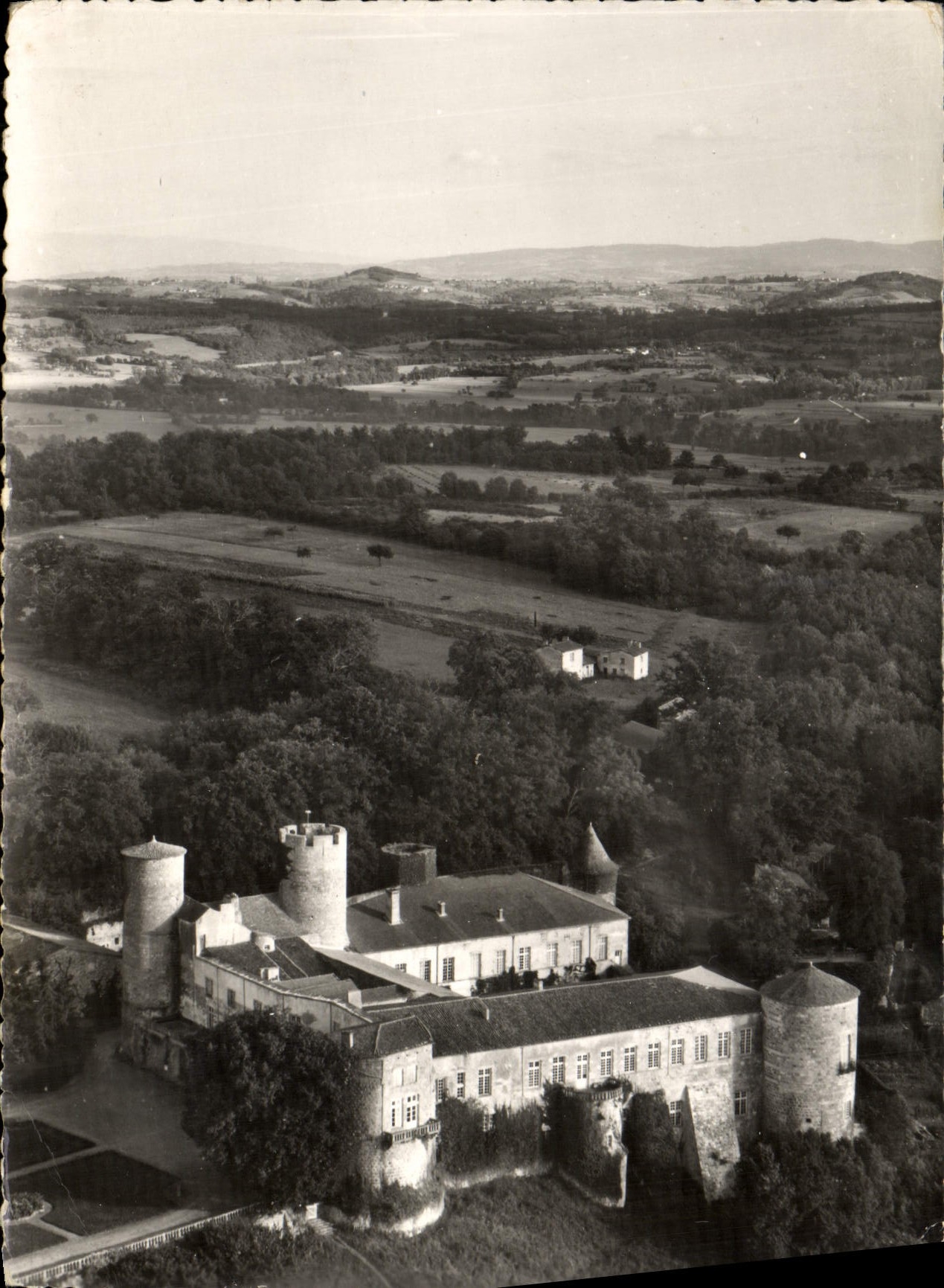 MODERN CARD Castle De Ravel Close De Lezoux Western Face and gardens with the Frenchwoman