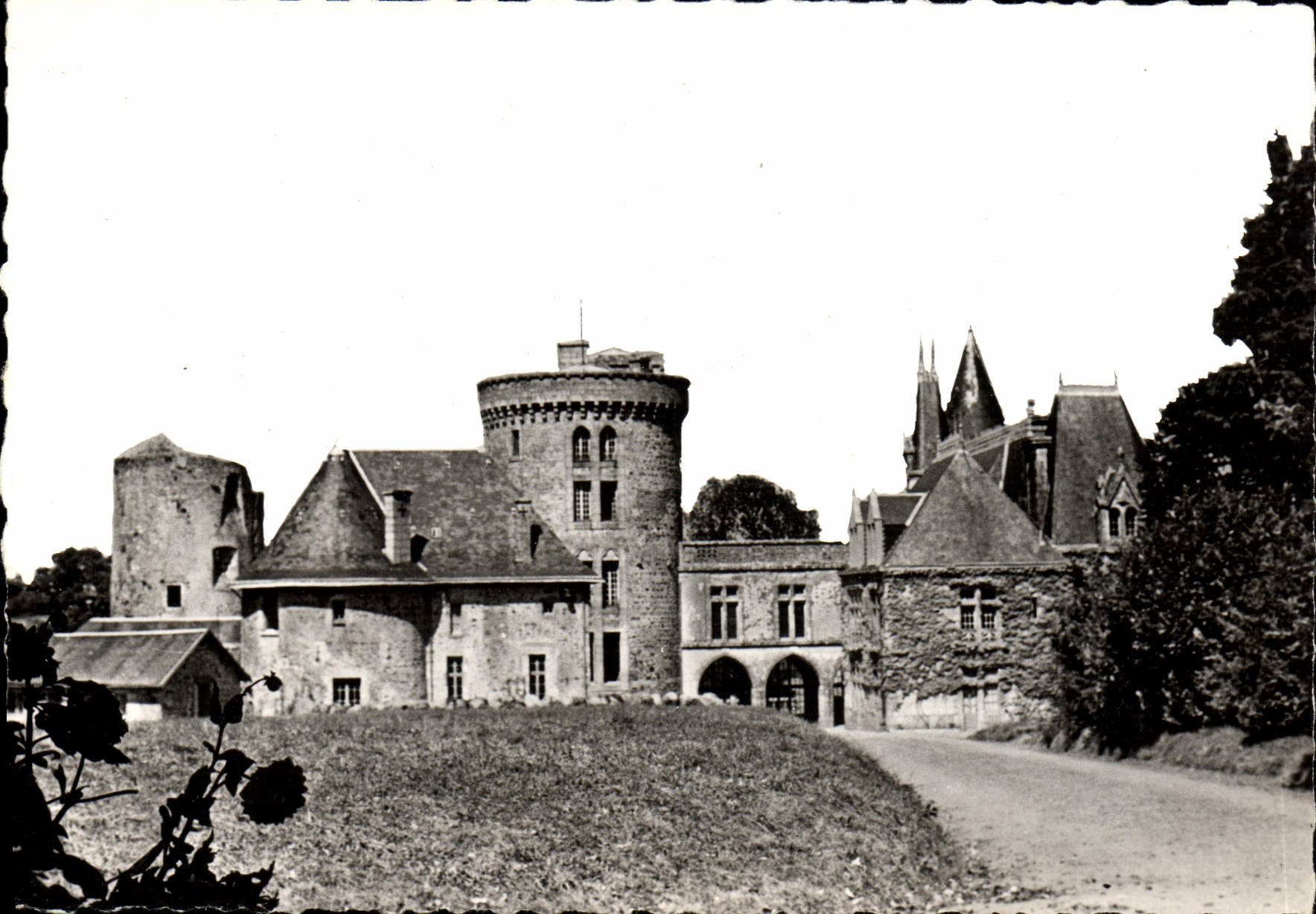 MODERN CARD Flocelliere the Old Castle Become seminar