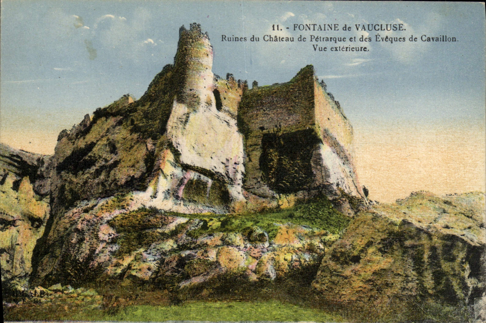 Fuente de la POSTAL de la VENDIMIA de las ruinas de Vaucluse del castillo De Petrarqeu y los obispos del external visto Cavaillon