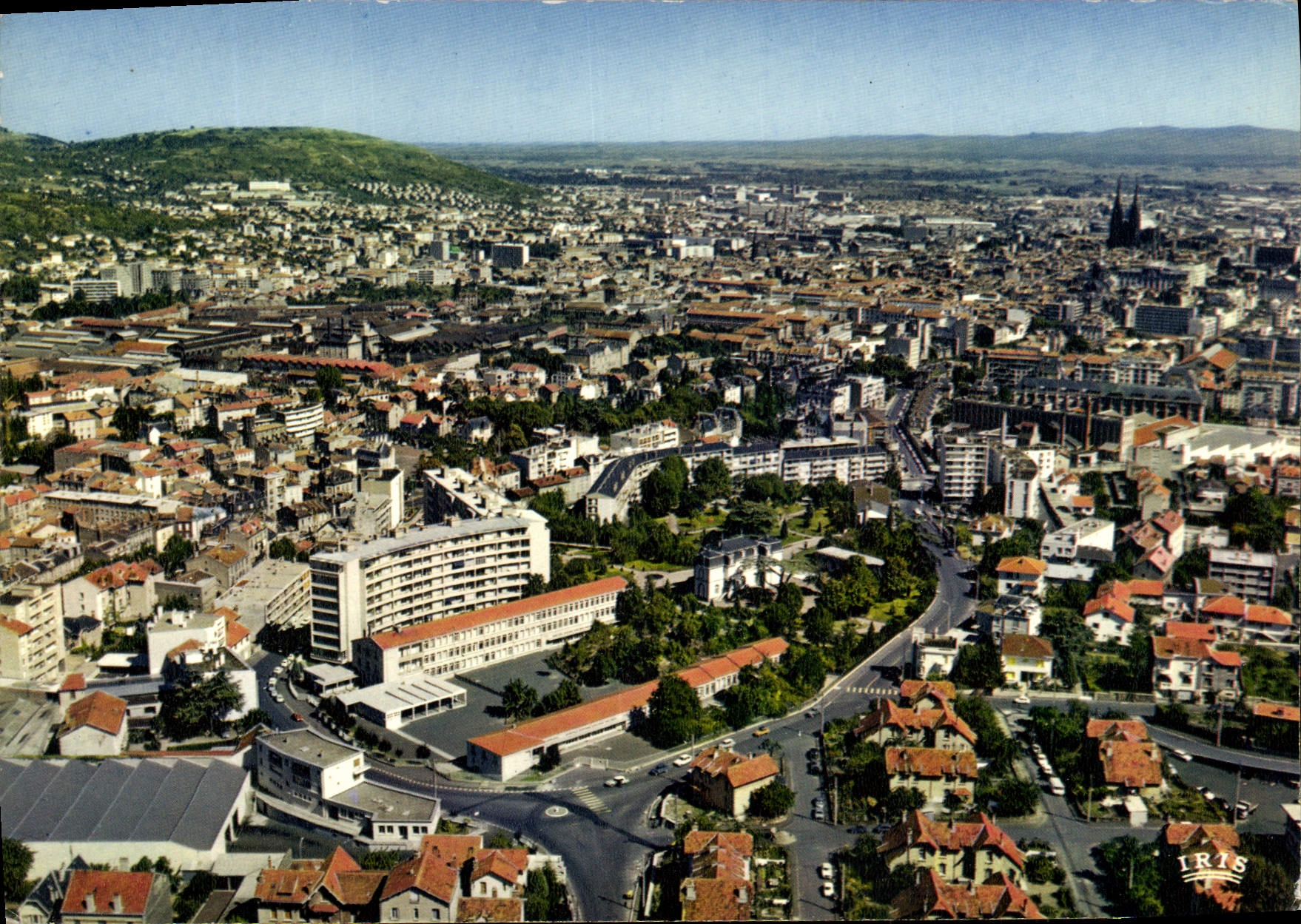 POSTAL MODERNA opinión de Auvergne sobre Chamalieres y Clermont-Ferrand