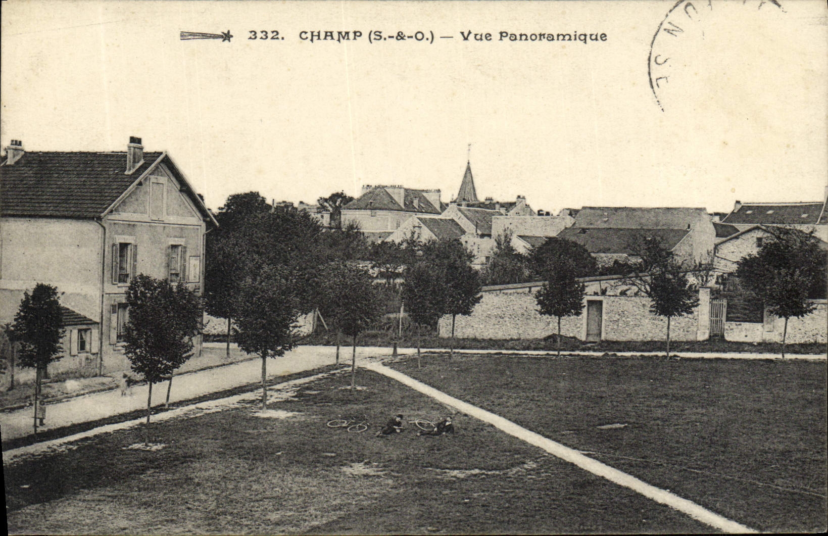 Opinión panorámica del campo de la POSTAL de la VENDIMIA