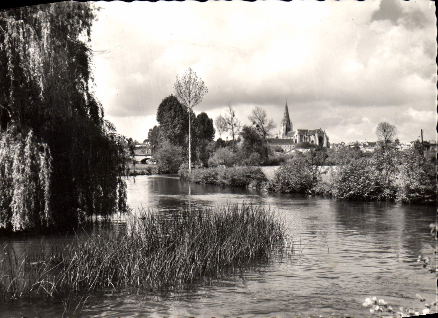 MODERN CARD Saint Maixent the School Separates It Niort And the Church Light Saint