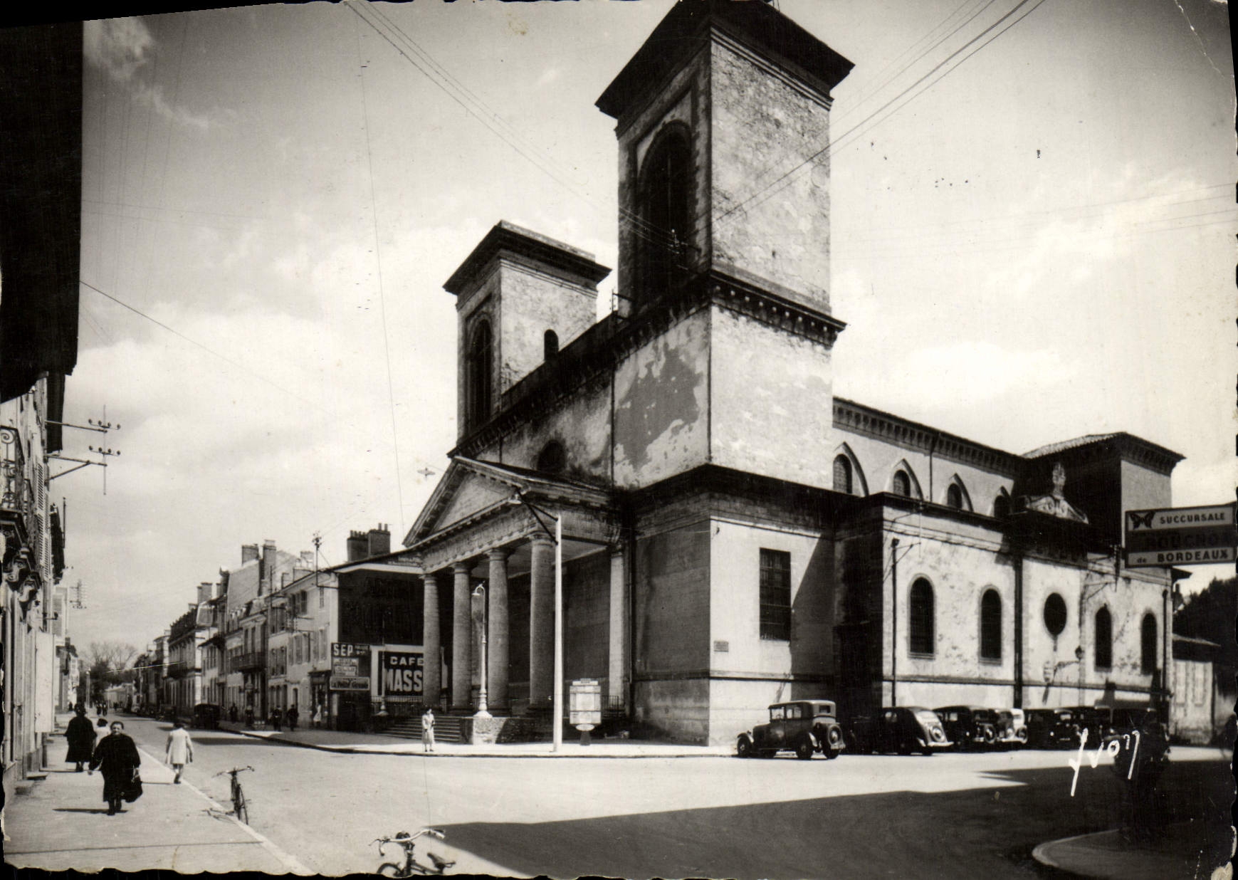 MODERN CARD Mount De Marsan Church Of the Madeleine