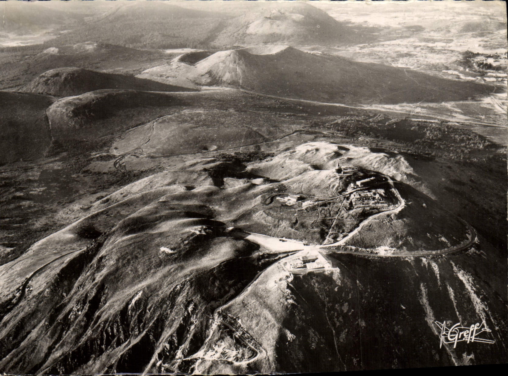 MODERN CARD In Auvergne Puy De Dome Seen Air Puys And the observatory