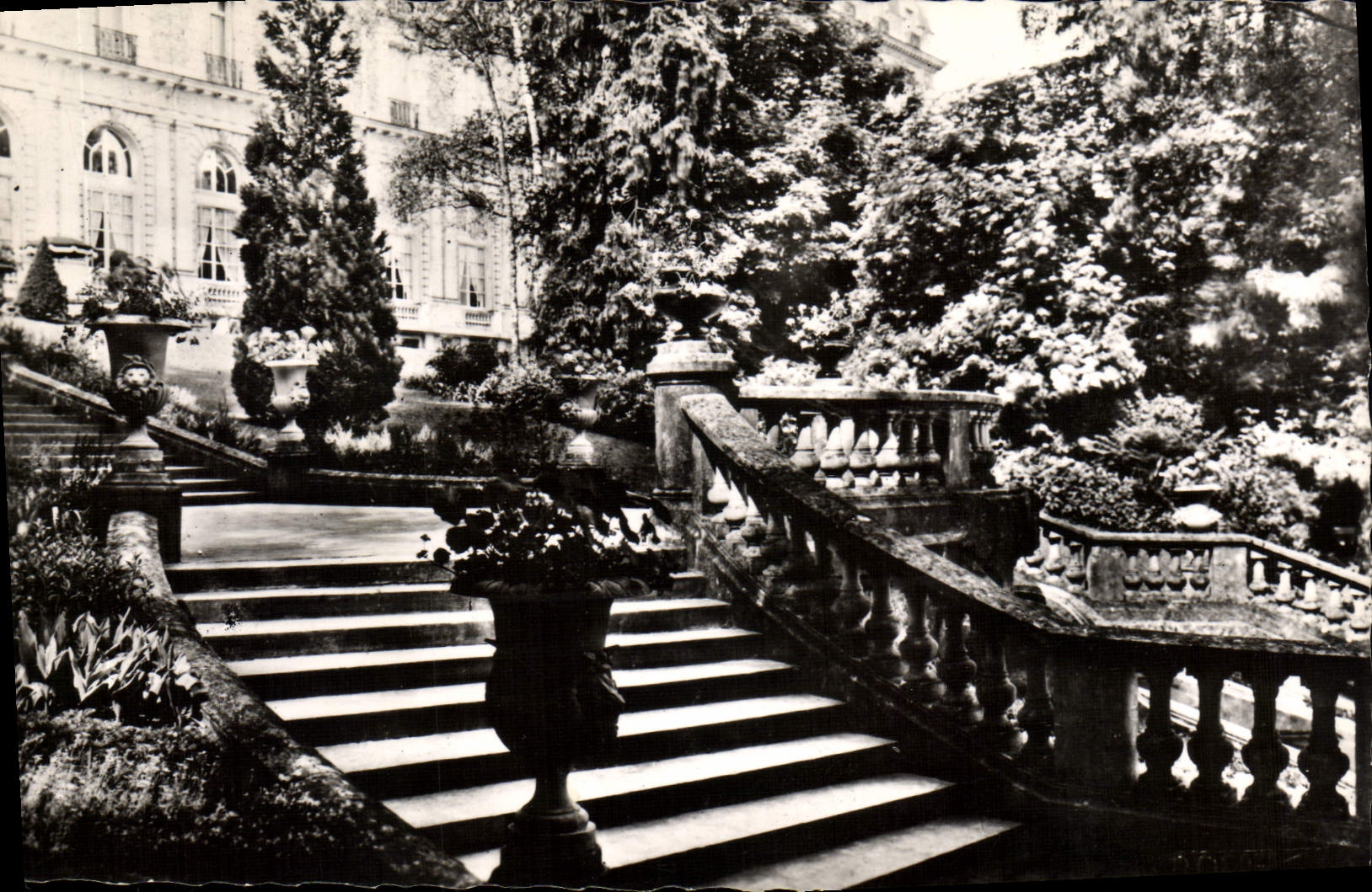 POSTAL MODERNA escaleras de Vittel del hotel grande