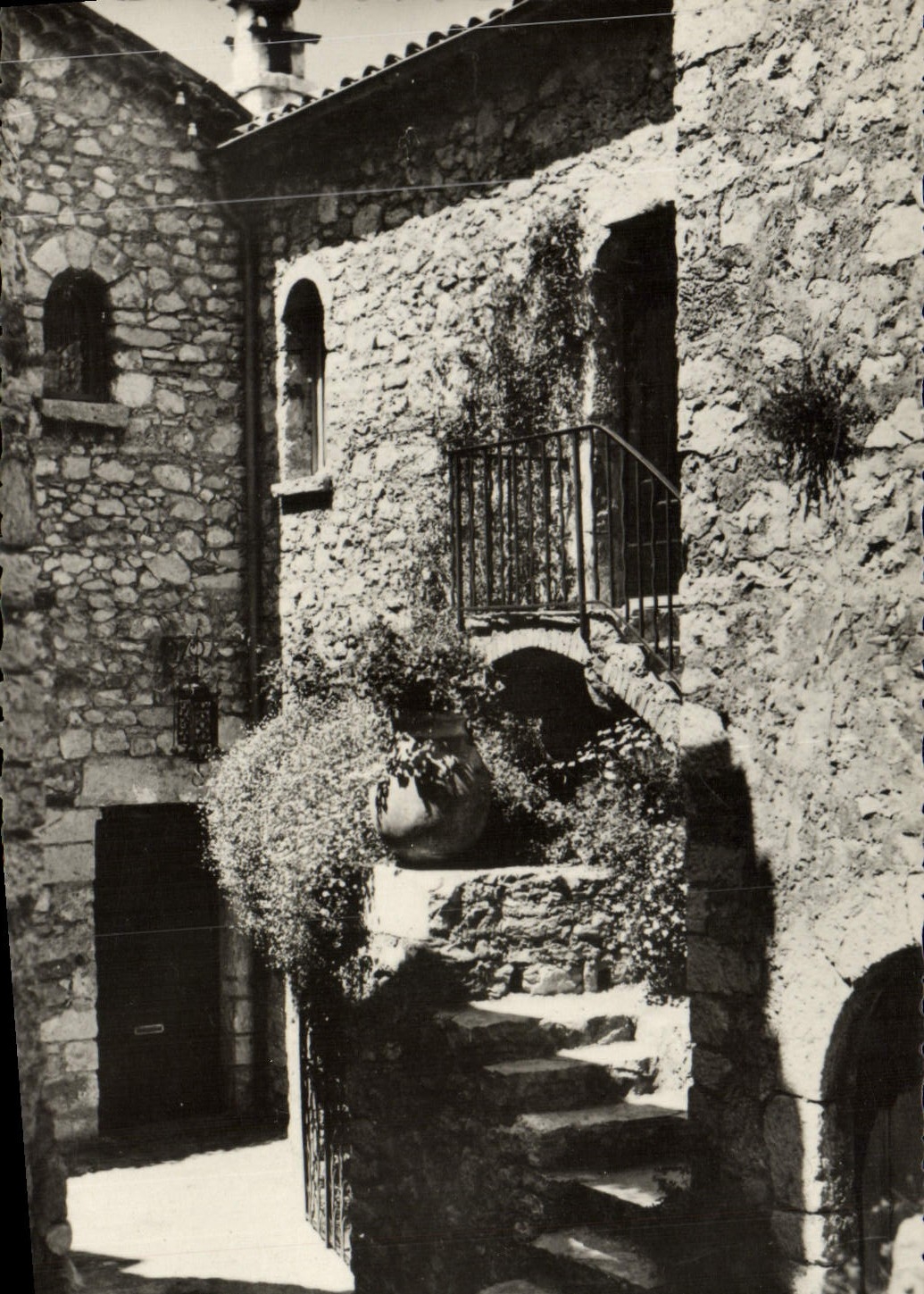 CPM Eze Village Le Chateau Du Prince De Suede