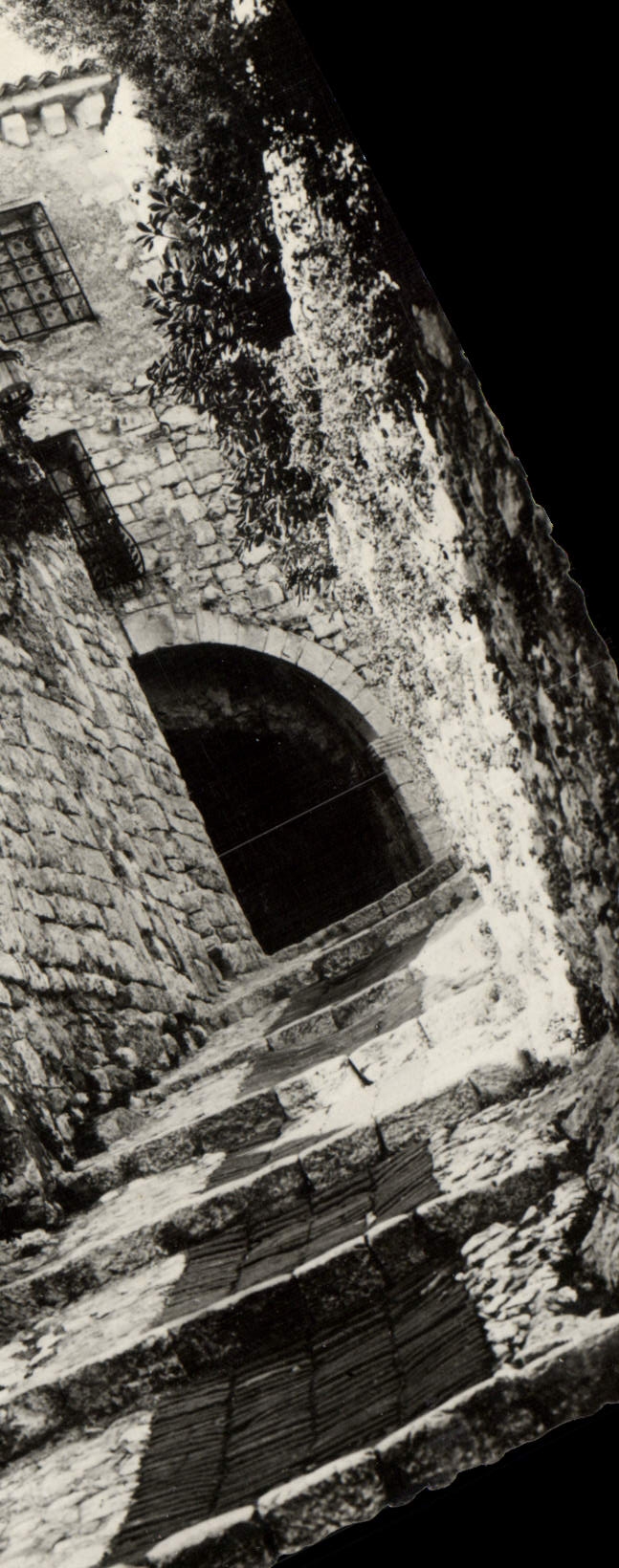 POSTAL MODERNA subida de la aldea de Eze del castillo de Barlow