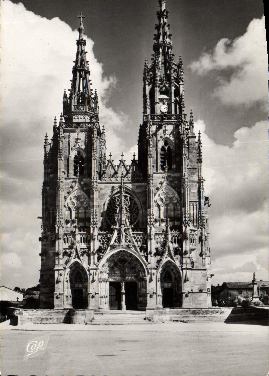 MODERN CARD the Spine Notre Dame Basilica Of the Spine