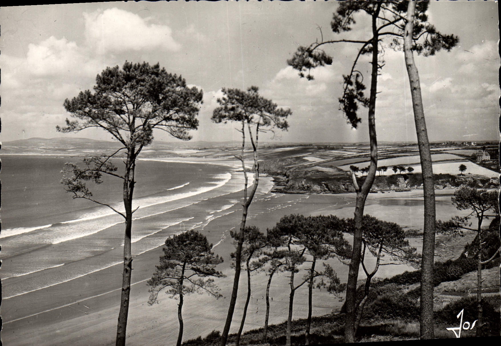 MODERN CARD Brittany Douarnenez the Beaches Of Laugh And De Trezmalaouen the chain of Lead Horn to the horizon