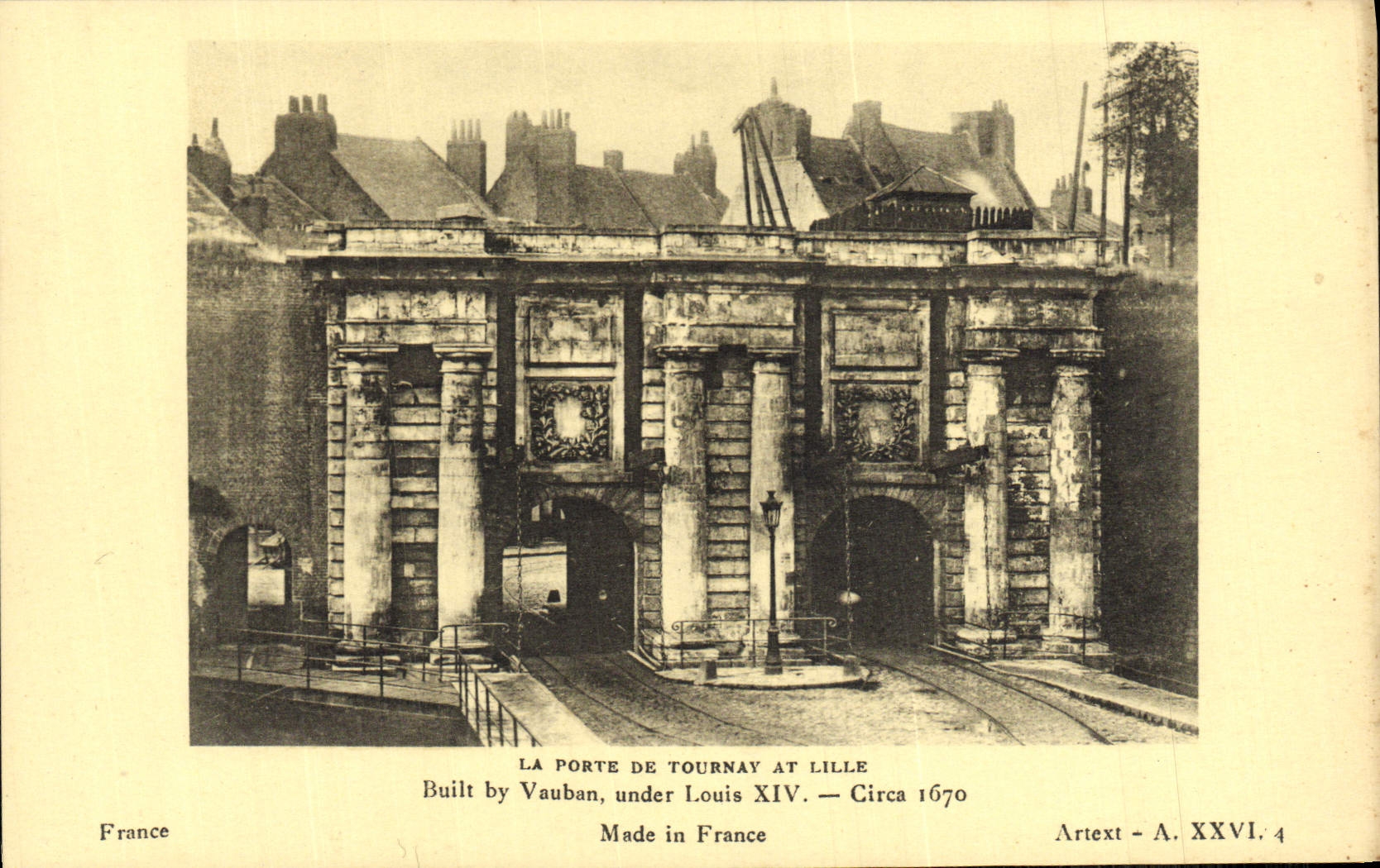 VINTAGE POSTCARD the Gate De Tournay At Lille Built By Vauban Under Louis XIV