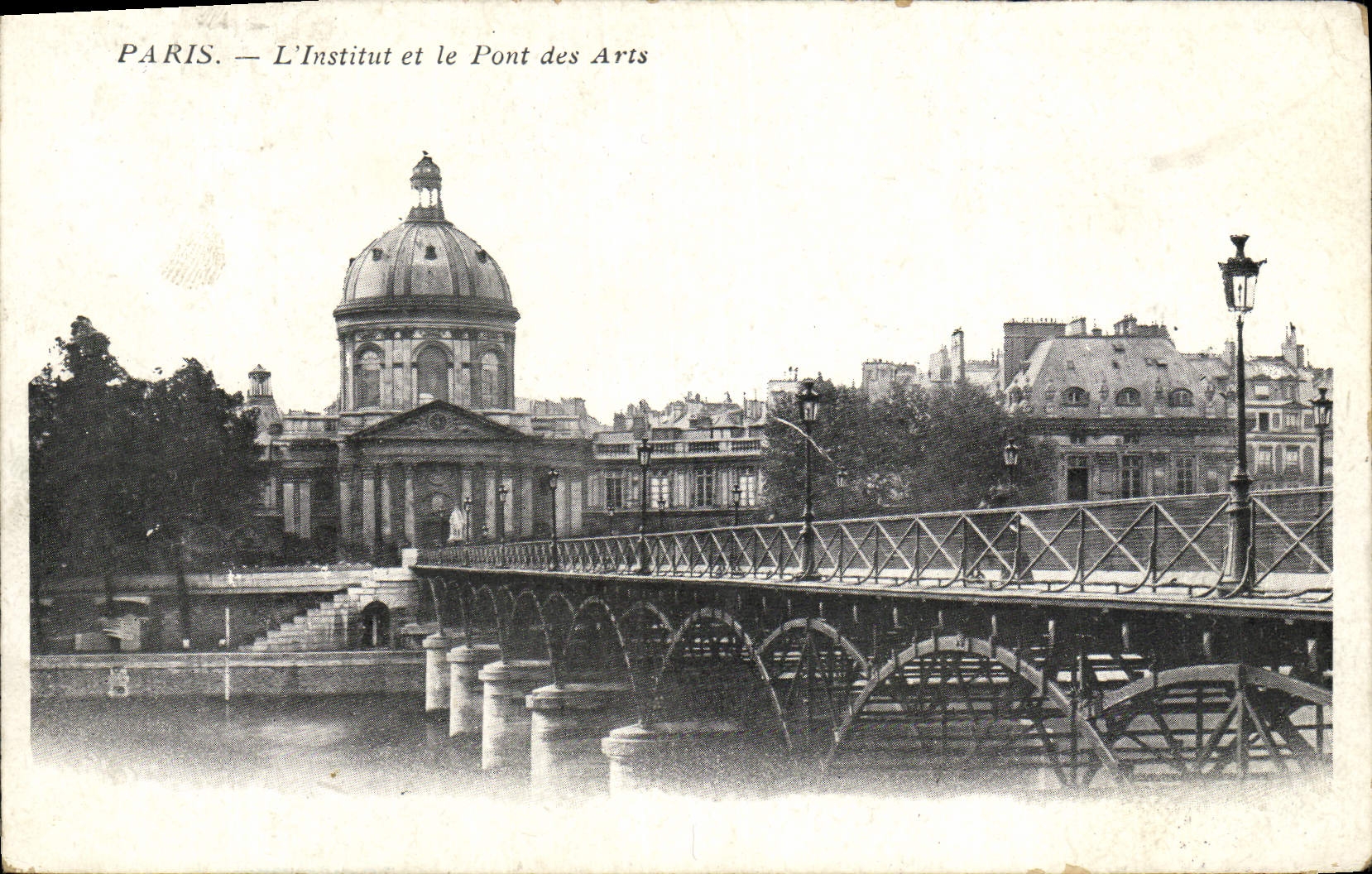 CPA Paris L'Institut Et Le Pont Des Arts