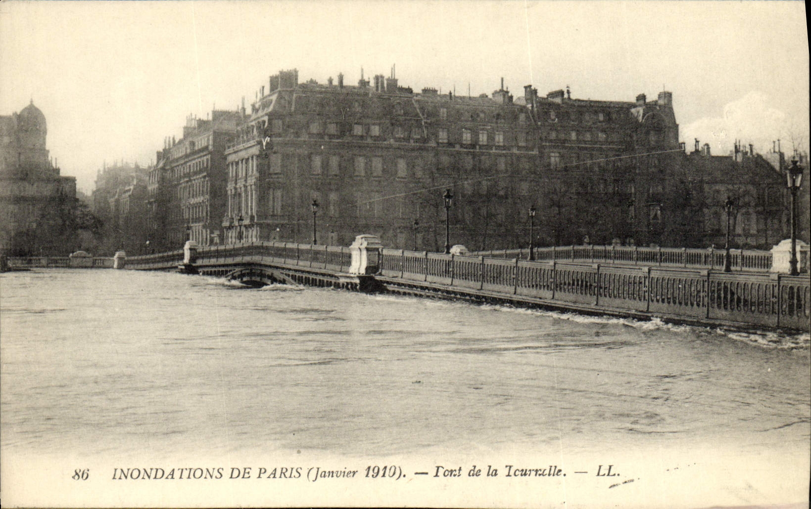 VINTAGE POSTCARD Floods Of Paris Bridge Of the Turret